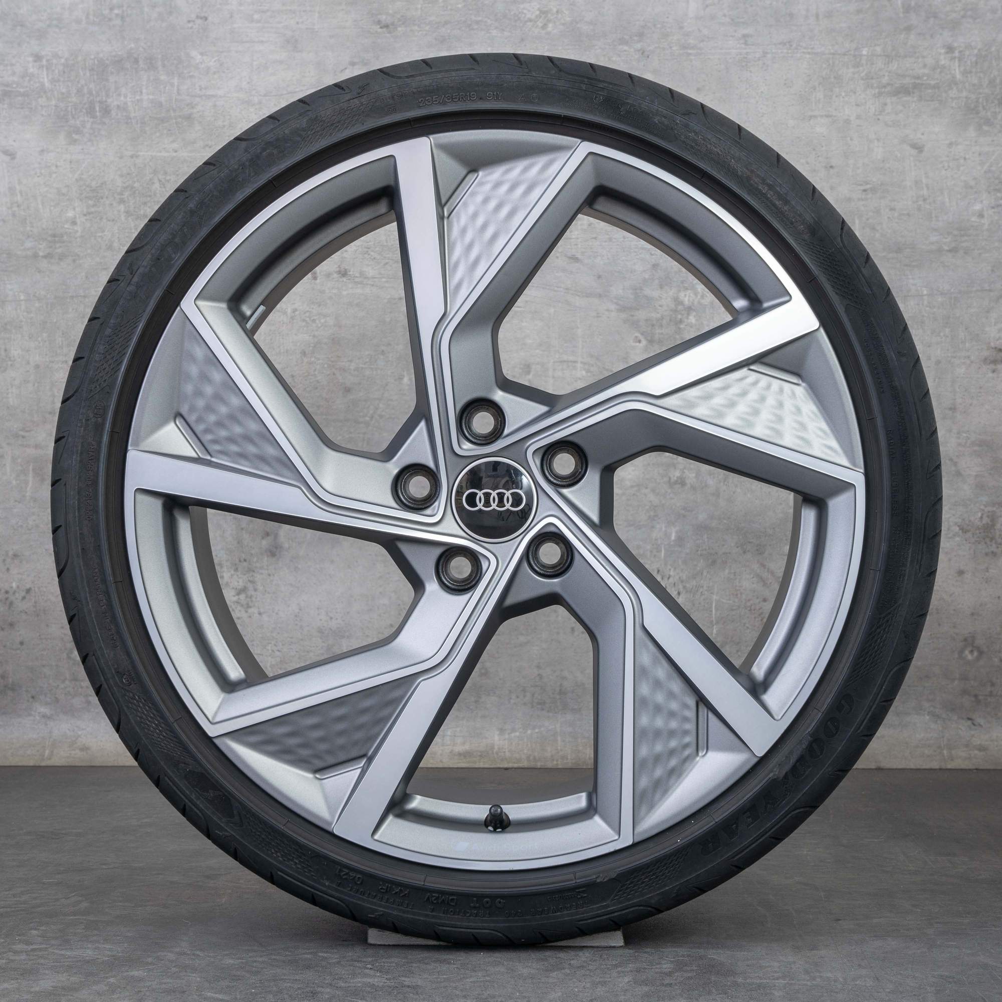 Llantas originales Audi A3 S3 19 pulgadas 8Y 8V ruedas de verano 8Y0601025Q titan mate pulido torneado