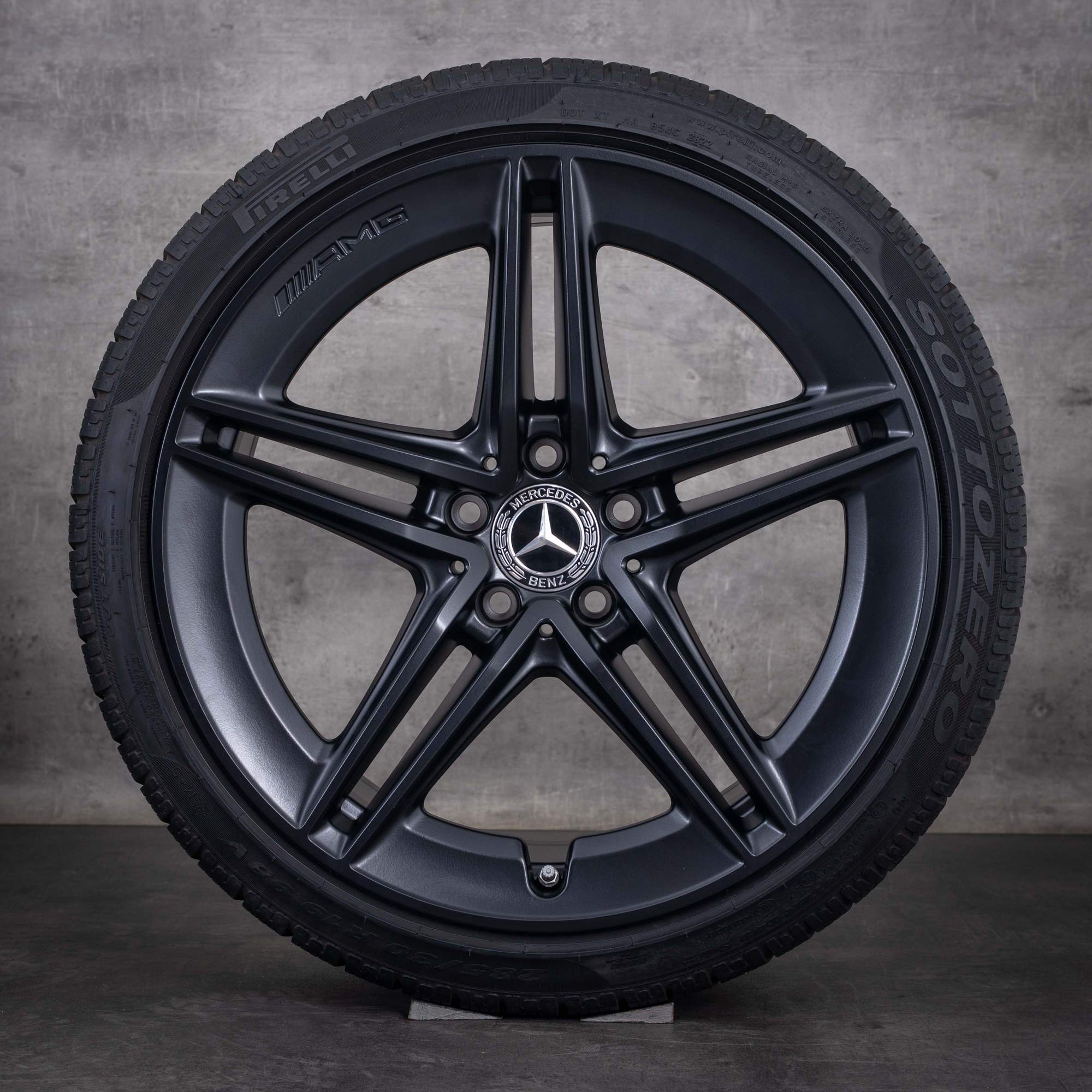 Original Mercedes Benz C-Klasse C63 & S AMG Winterräder 19 Zoll C205 A205 Felgen A2054012001 A2054012101 schwarz matt