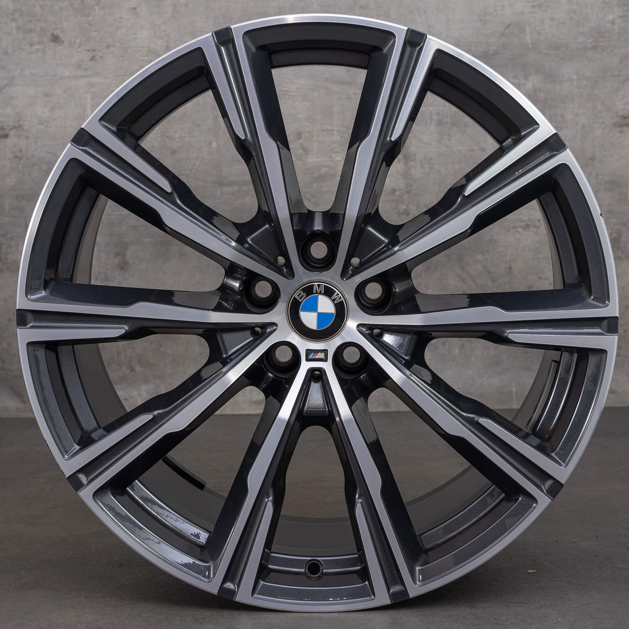 BMW 20 inch rims X6 G06 X5 G05 Styling M740 8071996 8071997 alloy NEW BMW 20 inch rims X6 G06 X5 G05 Styling M740 8071996 8071997 alloy NEW