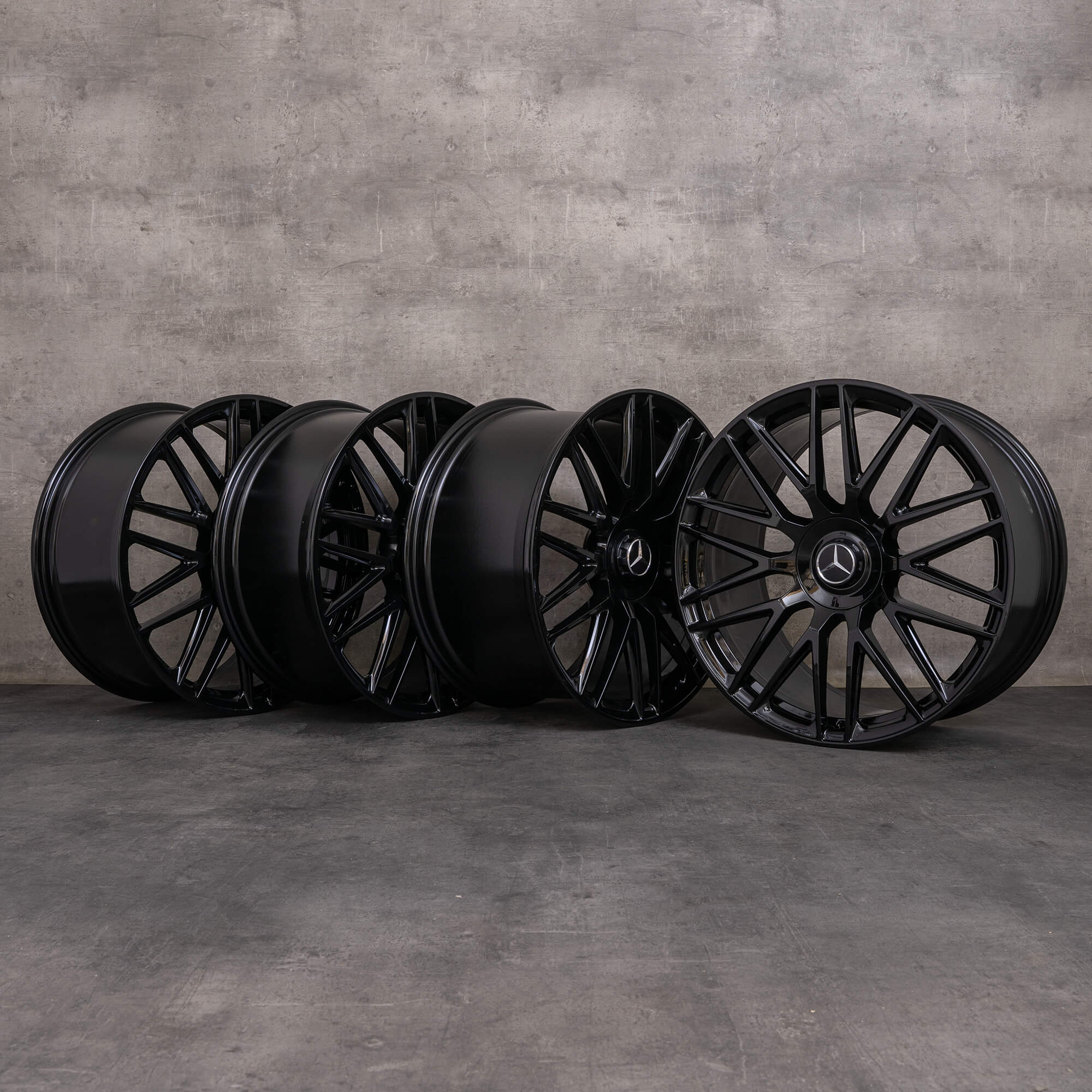 OEM Mercedes Benz SL 43 55 63 S E Performance 4Matic+ AMG rims 21 inch R232 A2324012900 A2324013000 black high gloss
