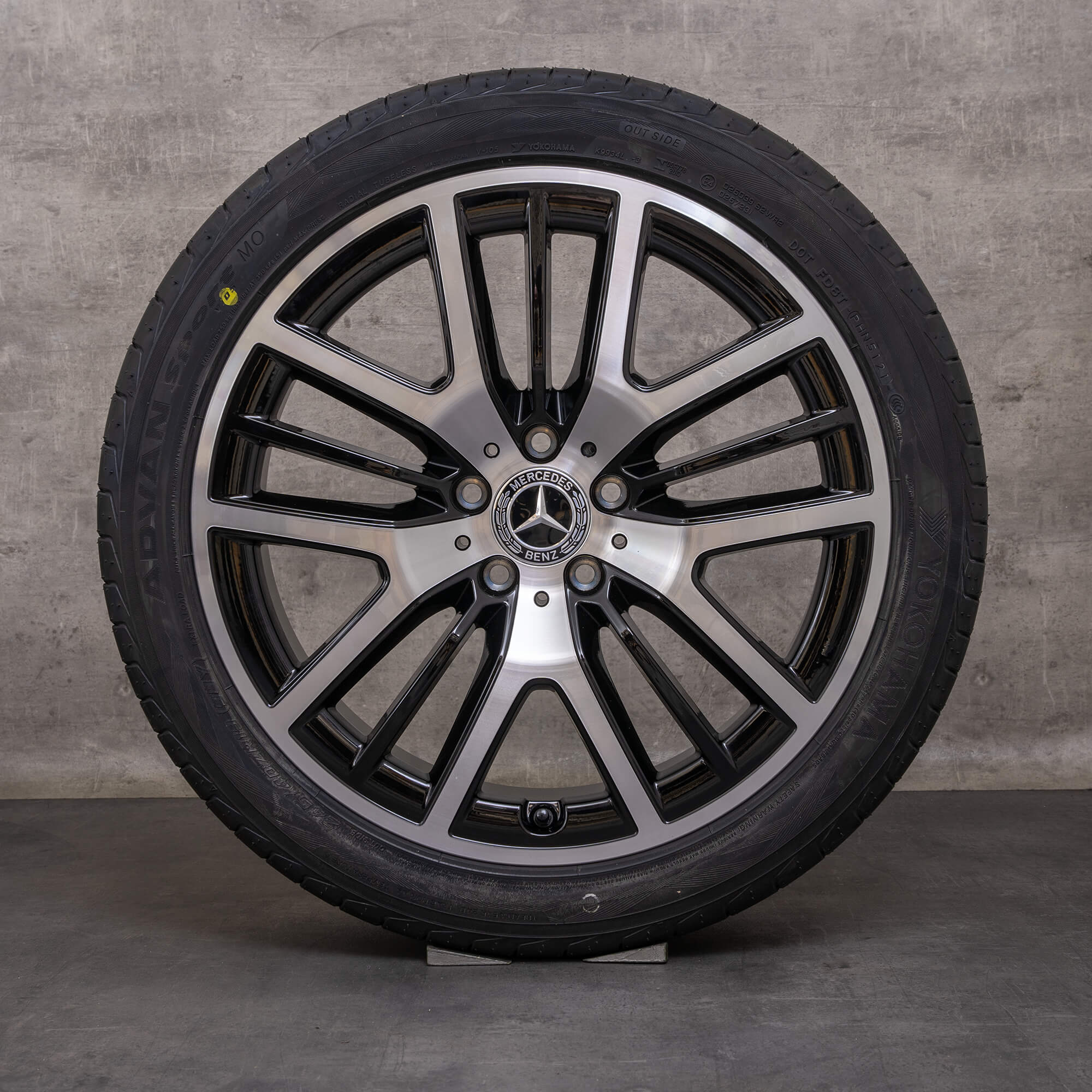 Oryginalne koła zimowe Mercedes Benz CLS 19 cali C257 Coupe Felgi A2574013400 A2574013600 czarne Polerowane