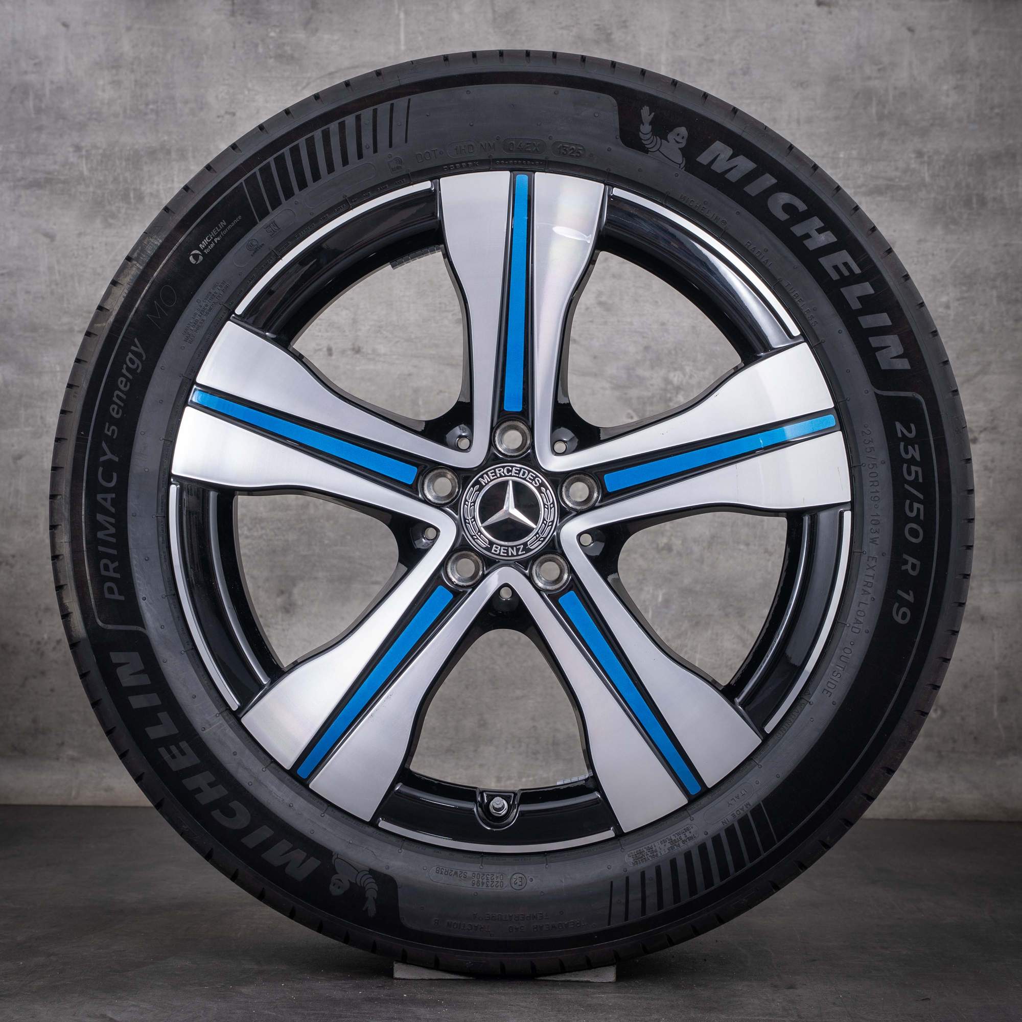 Originale Mercedes-Benz EQA EQB-felger 19 tommer H243 X243 sommerhjul A2434011500 svart blå frontpolert