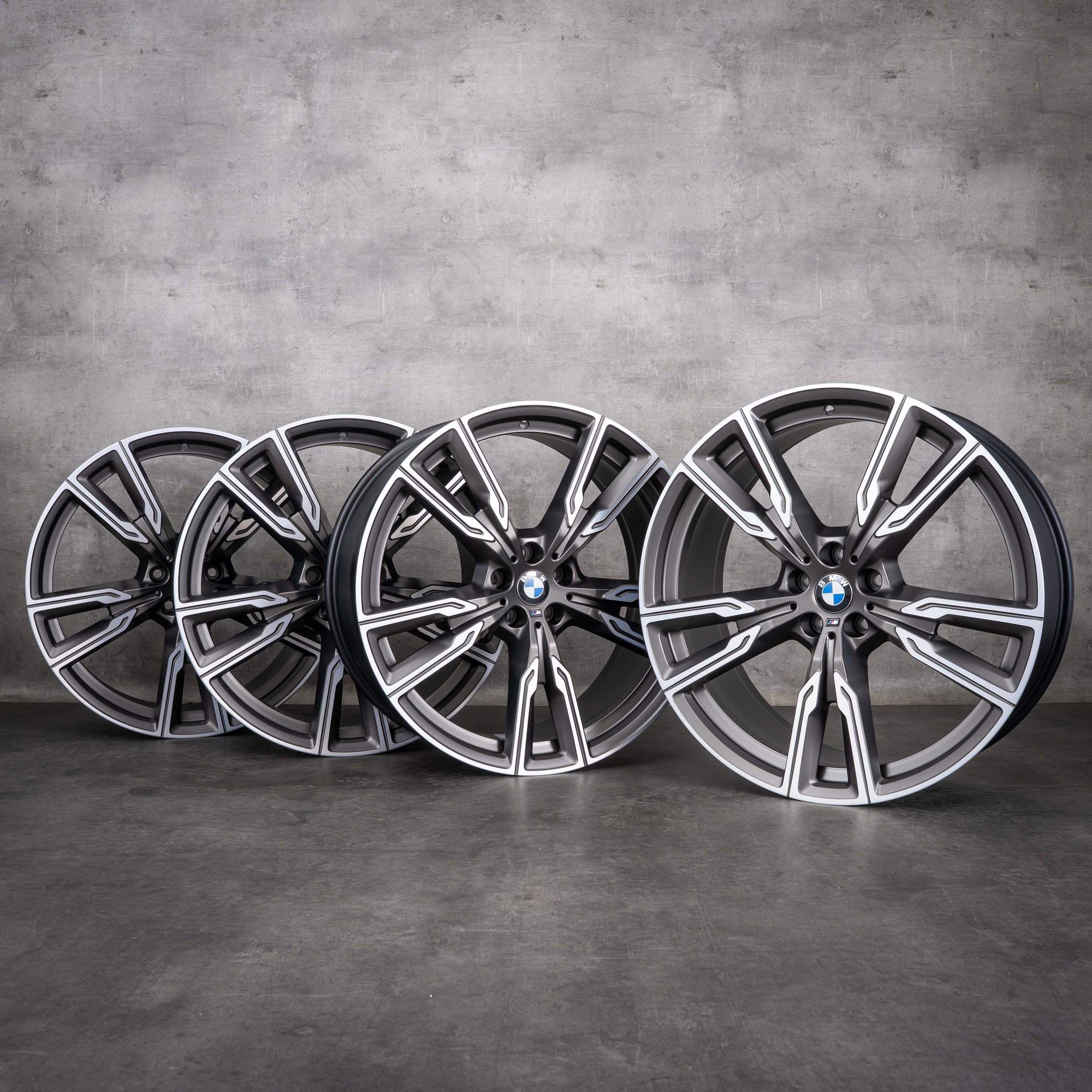 Oryginalne felgi BMW X5 X6 22 cale G05 G06 Styling 747 M 8072002 8072003 w kolorze cerium grey, Polerowane na wysoki połysk, NOWE