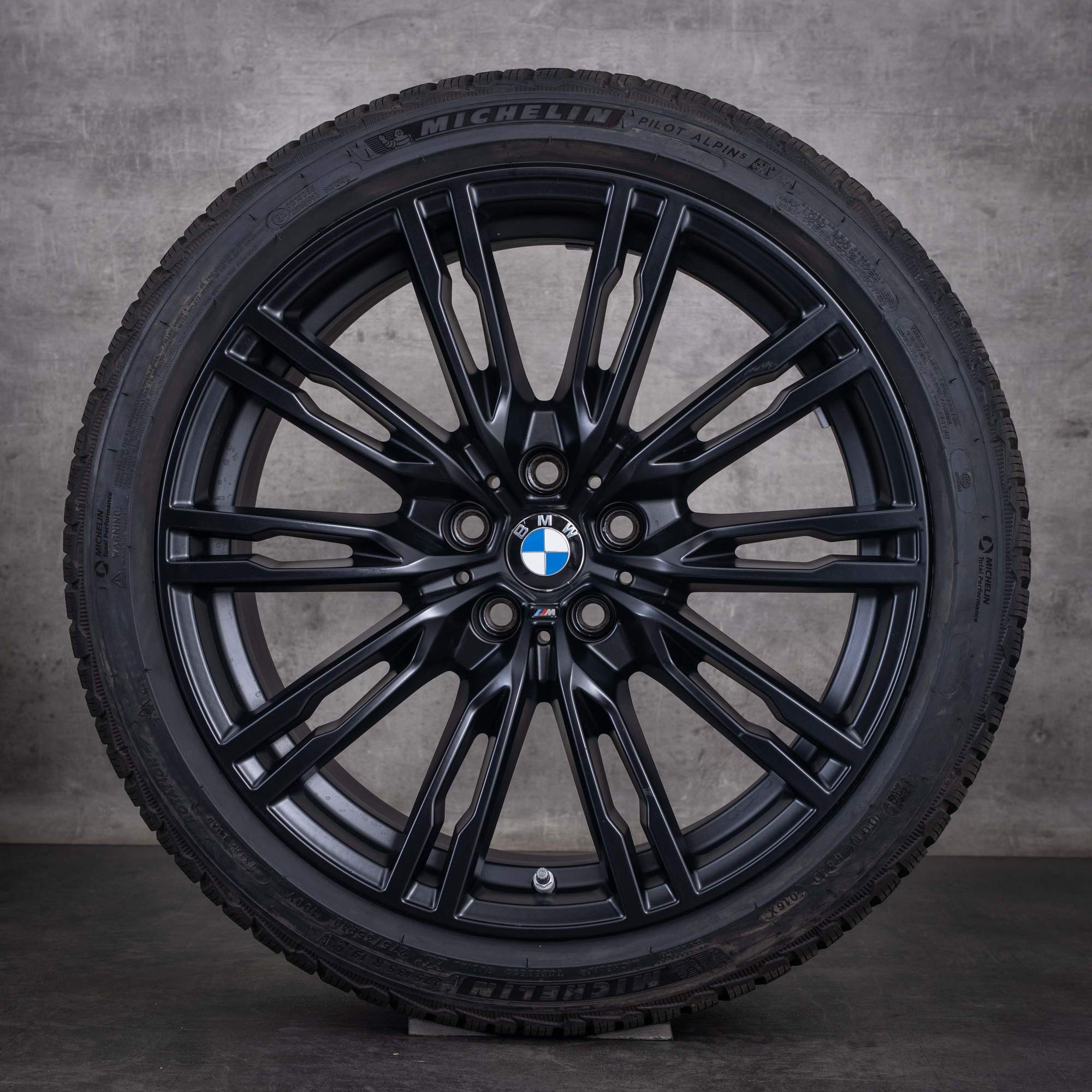 Roues hiver d'origine BMW M2 M3 M4 19 pouces G87 G80 G82 G83 style 829 M références 8093844 8093845 noir mat « jet black » - roue 3 sur 4