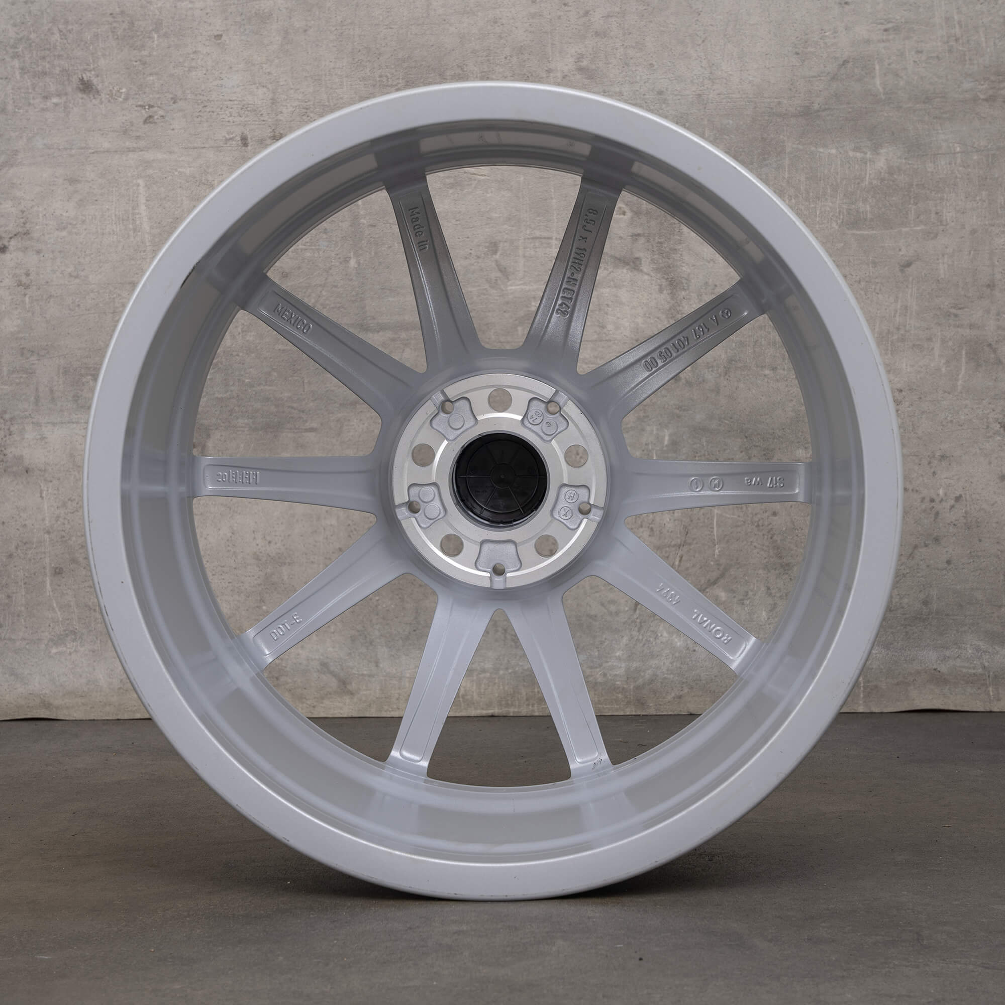 OEM Mercedes-Benz GLE 19inch rim V167 Rear Axle A1674010500 Silver NEW