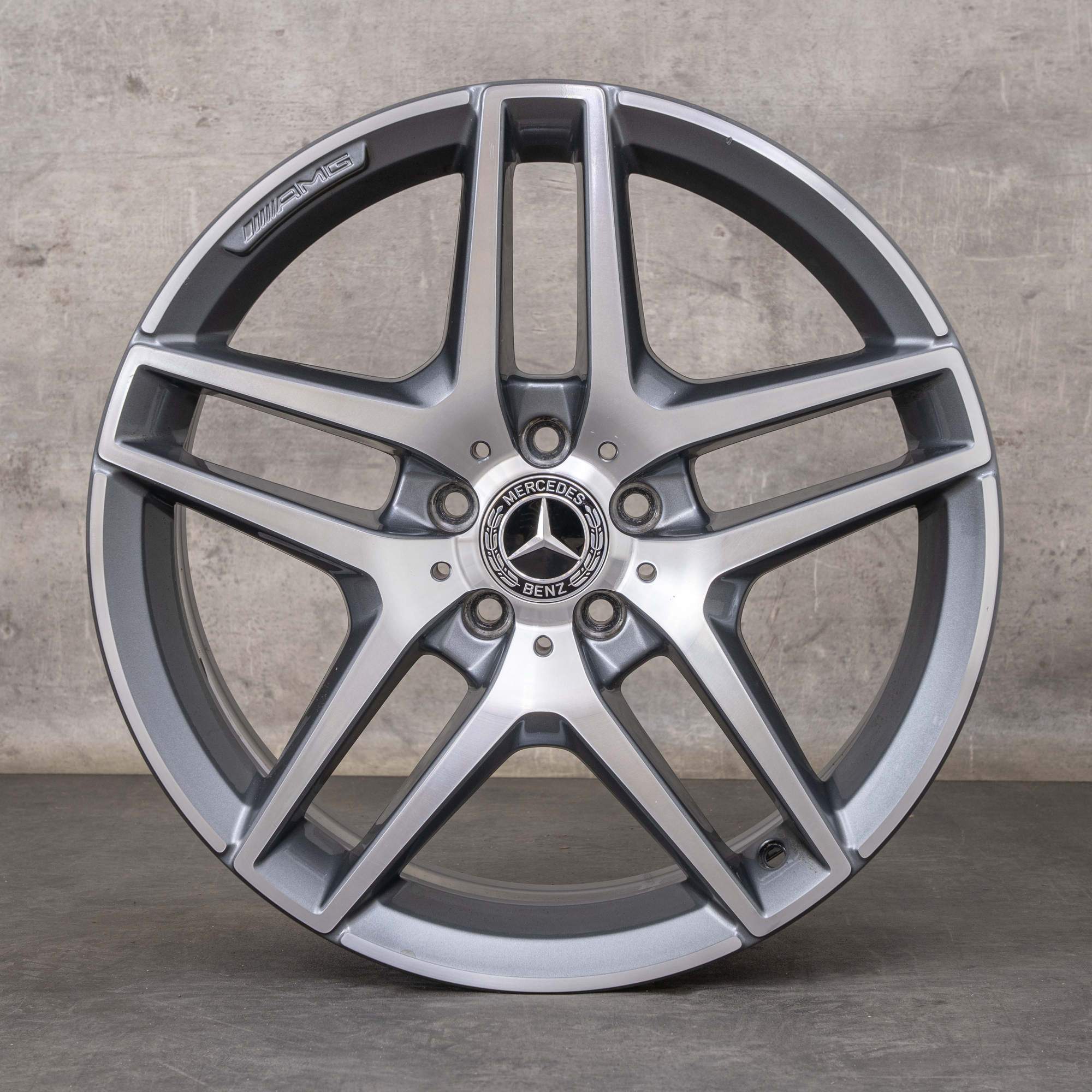 Alkuperäiset Mercedes Benz S-sarja AMG vanteet 19 tuuman W222 A217 C217 A2224010000 himalaya harmaa kiillotettu