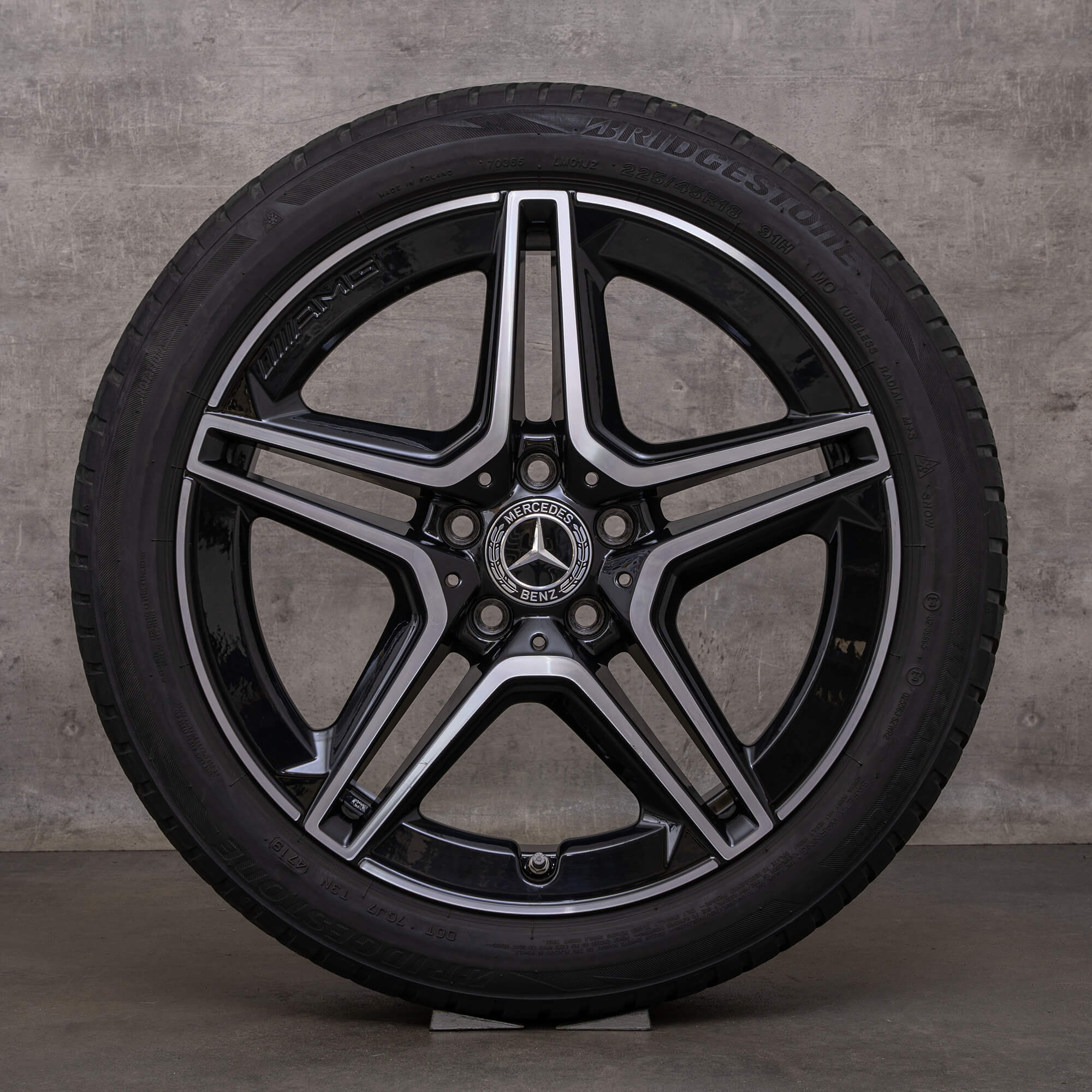 Original AMG Mercedes Benz A B Class CLA roues d'hiver complètes 18 pouces W177 V177 W247 X118 C118 jantes A1774011500 noir brillant