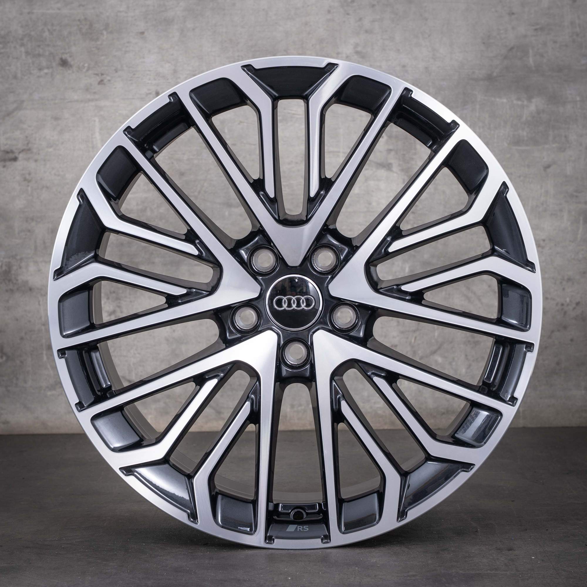 OEM Audi A3 S3 RS3 19inch rims 8V 8Y 8Y0601025DC Granite Gray diamond cut