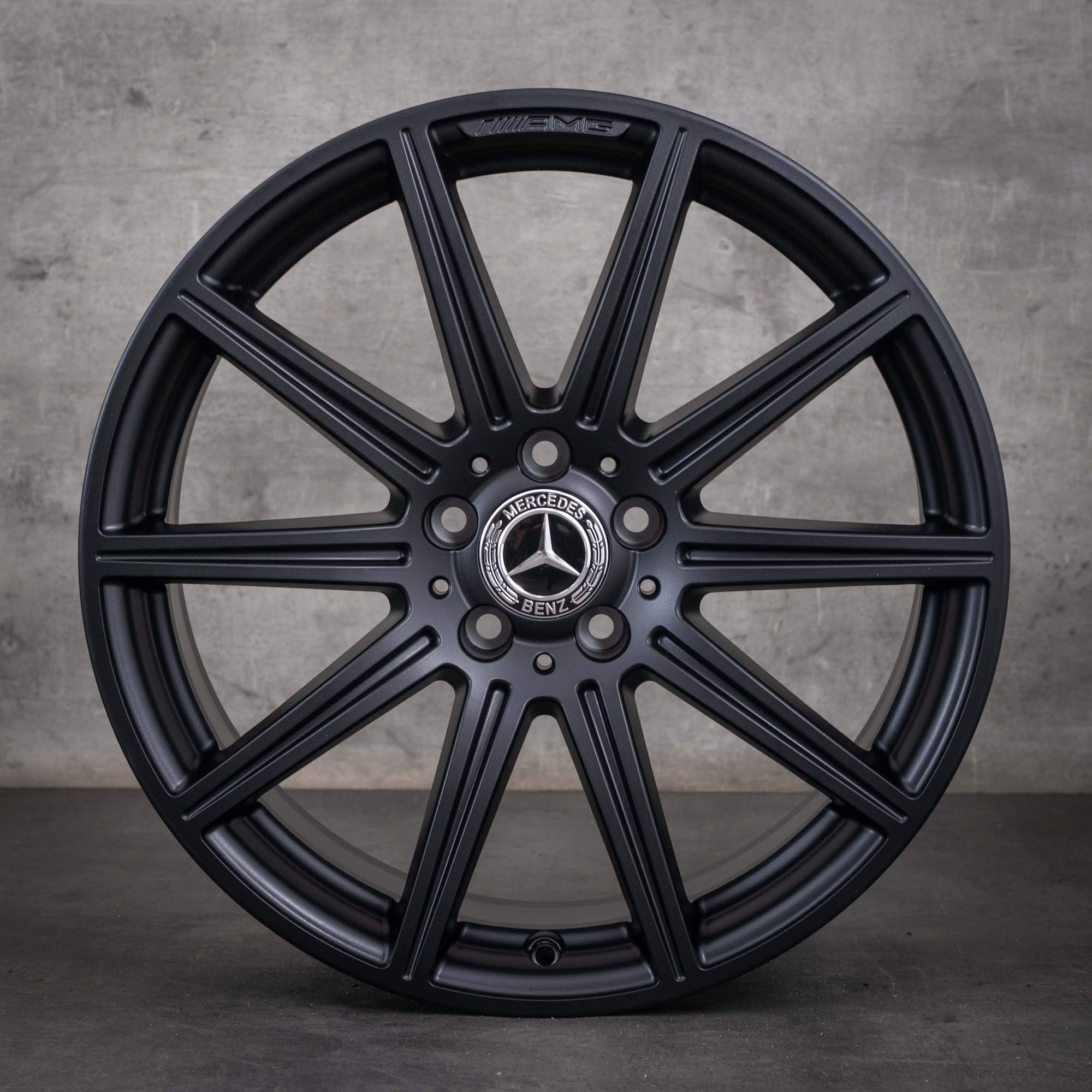 Originele Mercedes-Benz E-Klasse AMG E63 velgen 19 inch W212 S212 A2124015002 A2124015102 matzwart