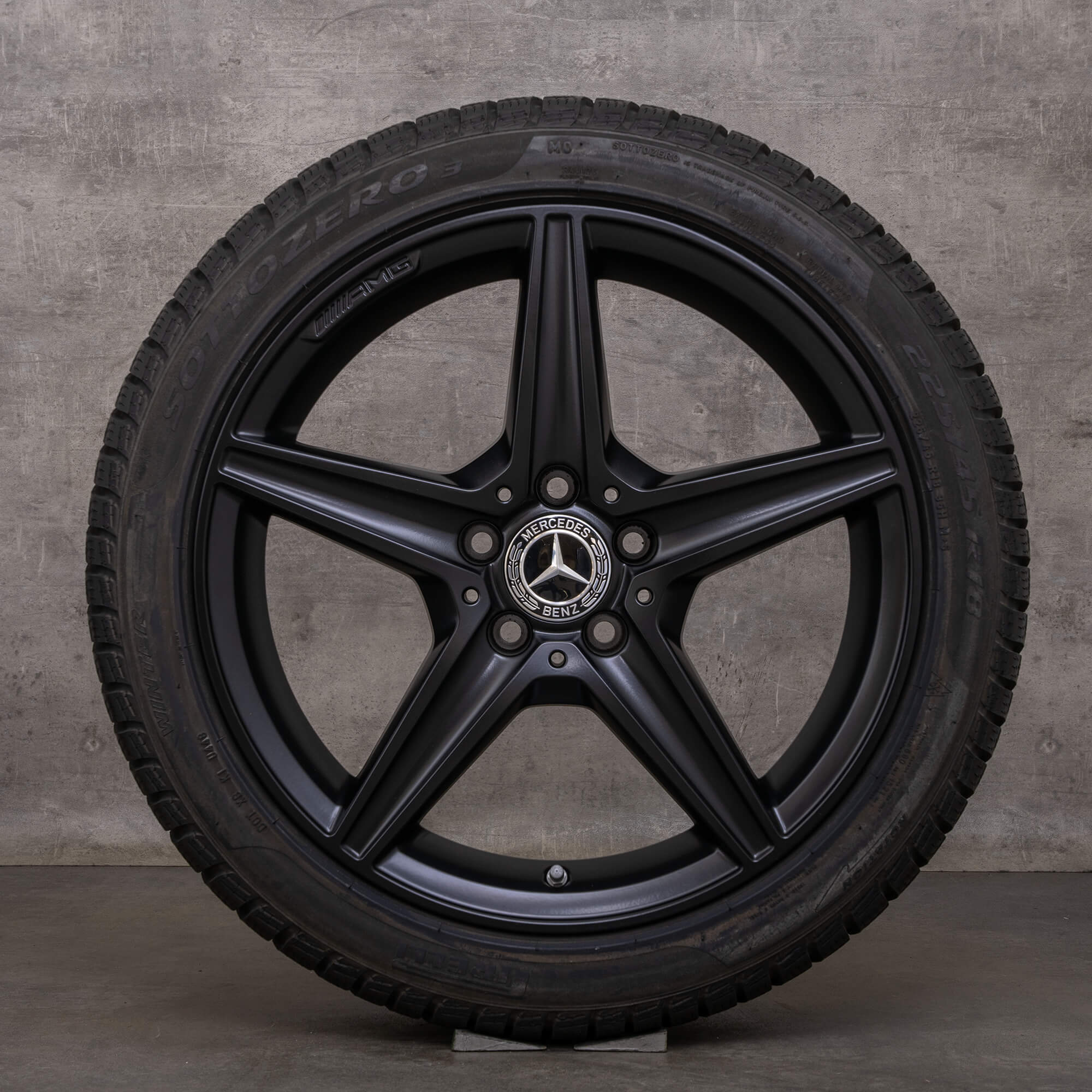 Alkuperäiset Mercedes Benz C-sarja C 43 AMG talvirenkaat 18 tuuman W205 C450 vanteet A2054014800 A2054011100 musta matta