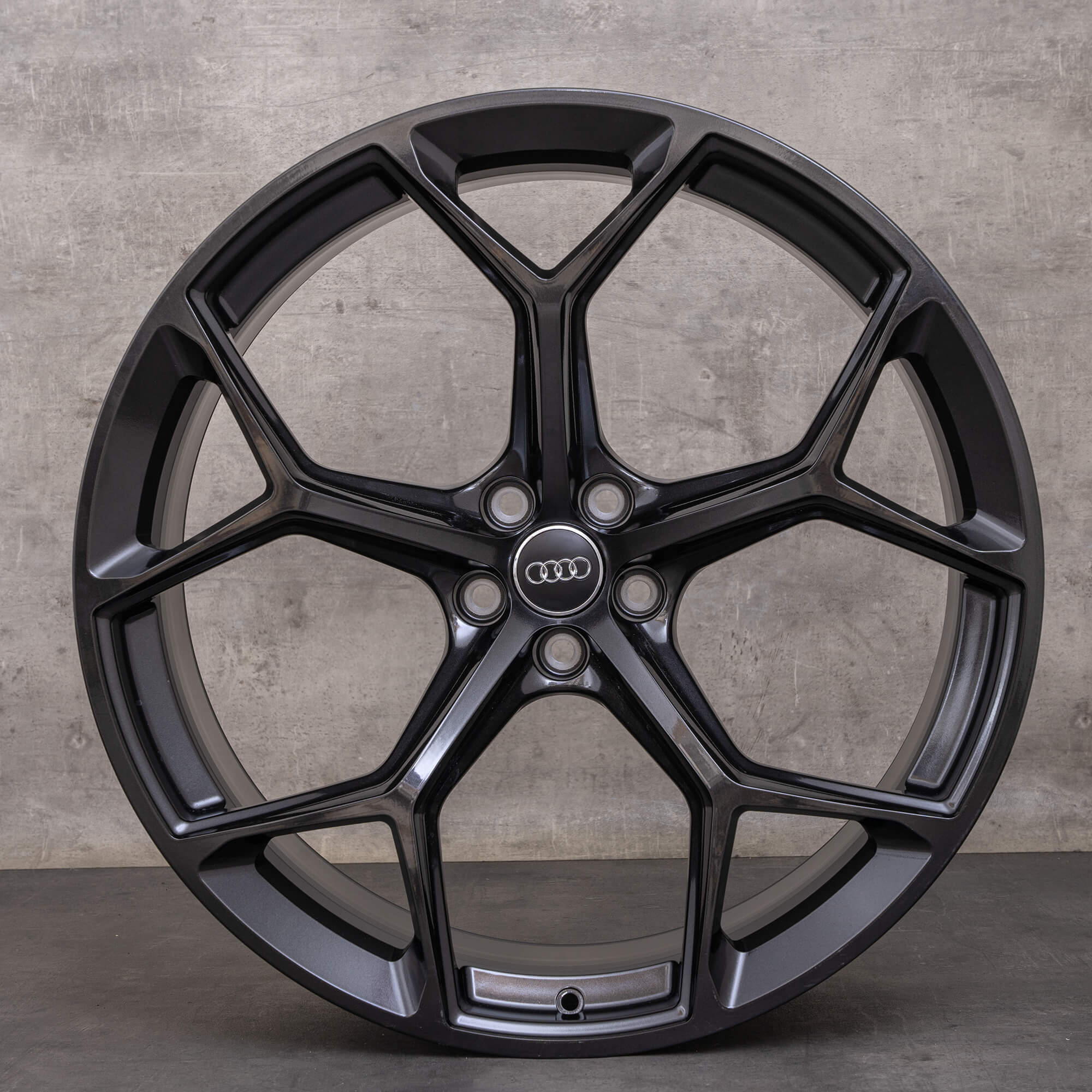 Original Audi RS Q8 Felgen 23 Zoll 4M8 Sommerräder 4M8601025CM granit glanz NEU
