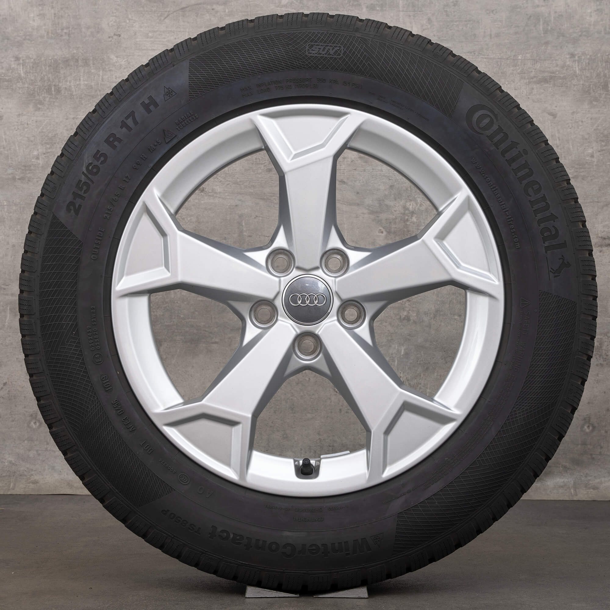 Audi Q3 F3 83A winter wheels 17 inch rims tires 83A071497A 7 mm