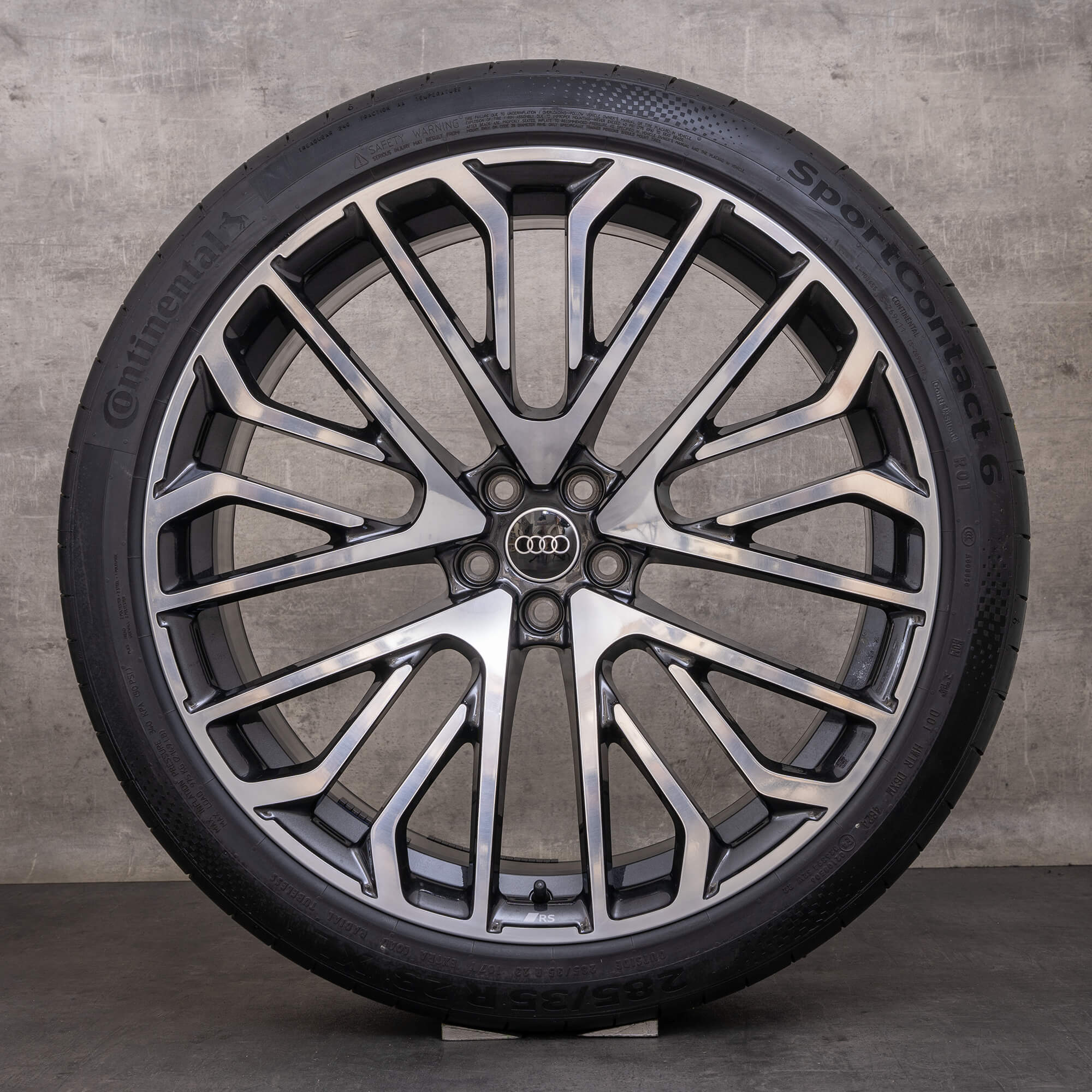 Oryginał Audi Q8 SQ8 koła zimowe 23 cale 4M8 felgi 4M8601025BN czarny metalik polerowane NOWOŚĆ