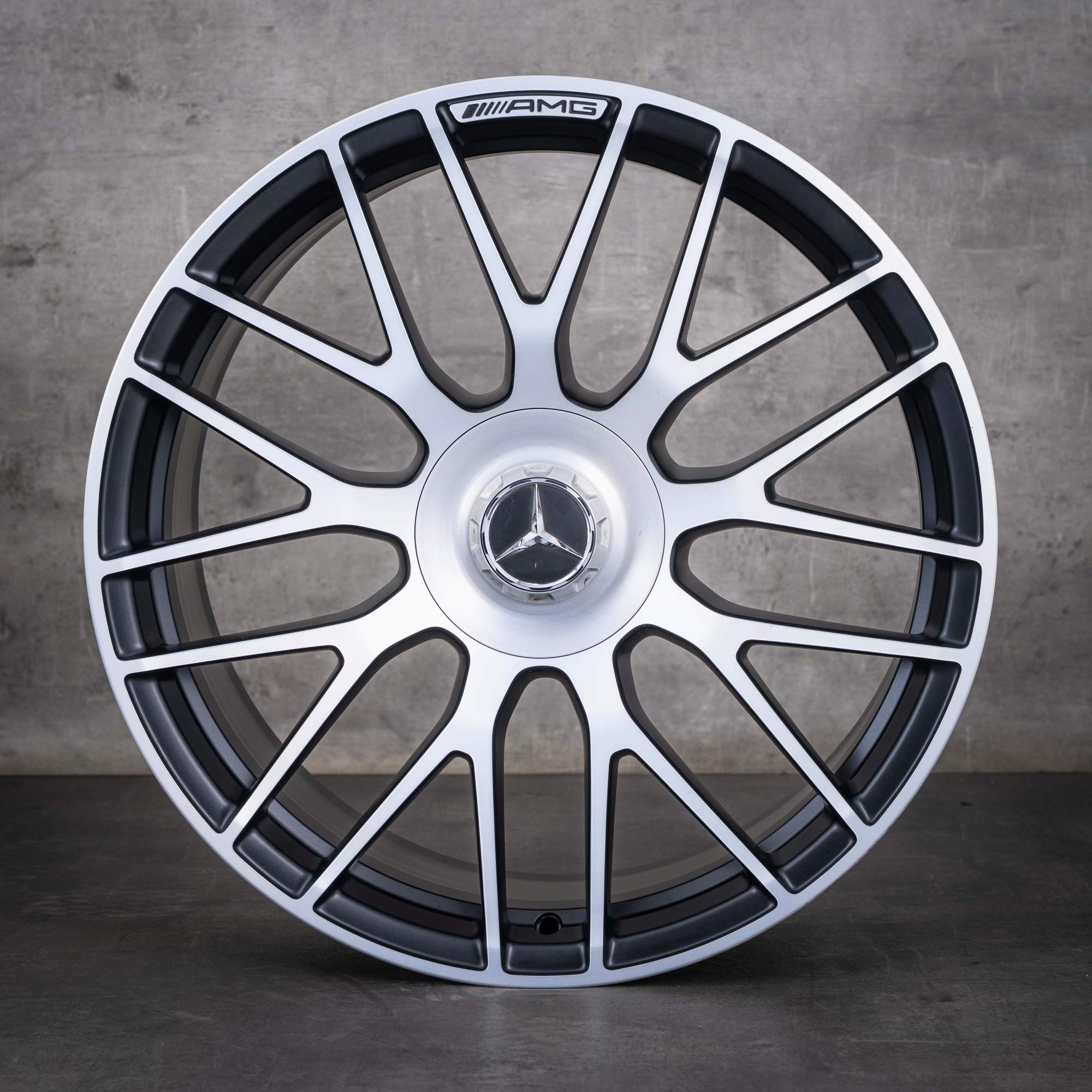 Jantes originais Mercedes-Benz Classe C C63 e S AMG de 19 polegadas W205 S205 A2054011700 A2054011800, pretas mate com acabamento diamantado, NOVAS