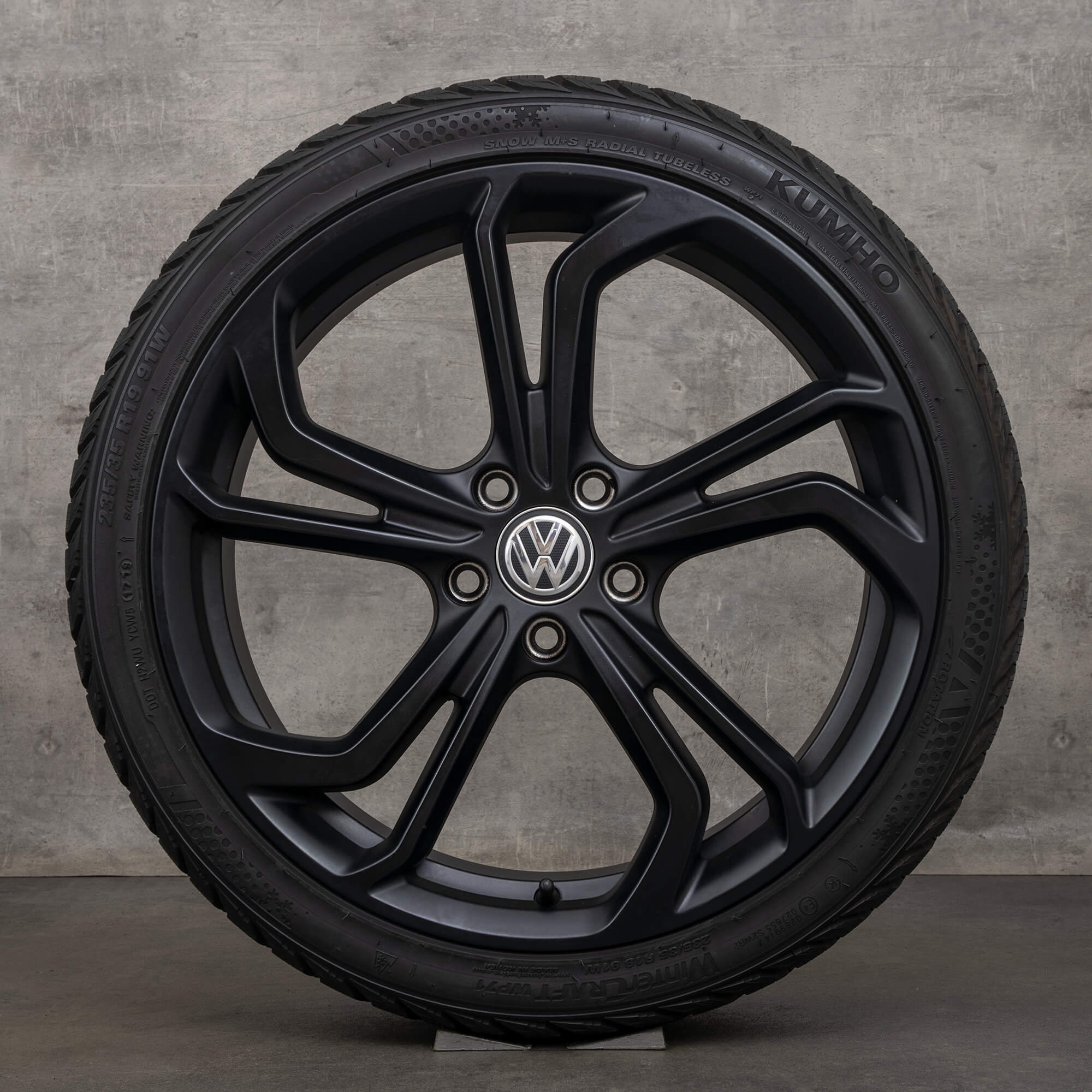 Volkswagen VW Golf 7 VII winter wheels tires 19 inch rims Reifnitz 5G0601025EB