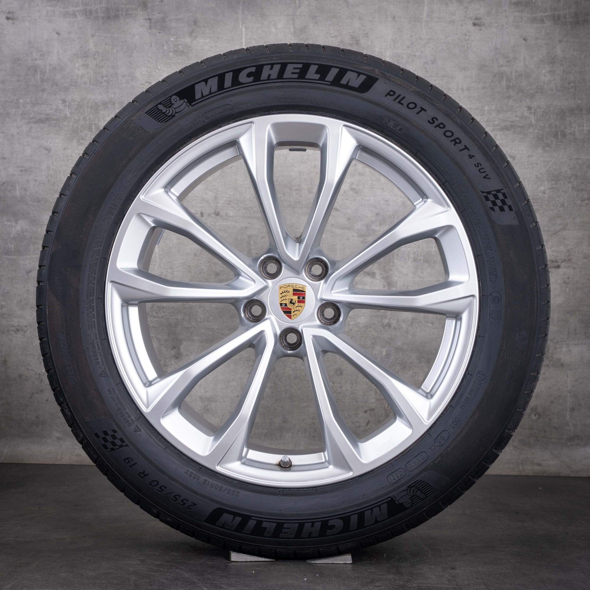 Jantes d'origine Porsche Macan II & III 19 pouces pour pneus été 95B601025EG 95B601025EH argentées