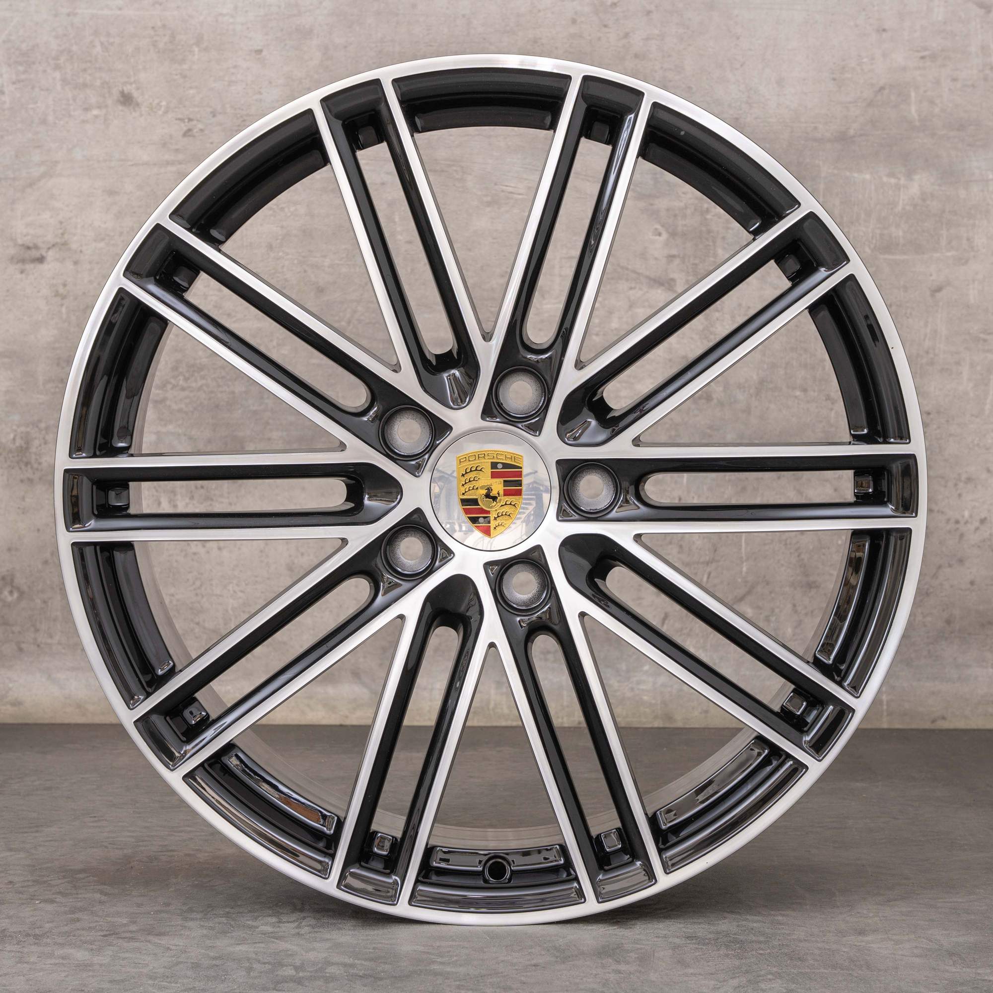 Oryginalne Felgi Porsche Boxster Cayman 718 20 cali 982 Styling 911 Turbo 982601025F 982601025G czarne Polerowane NOWE