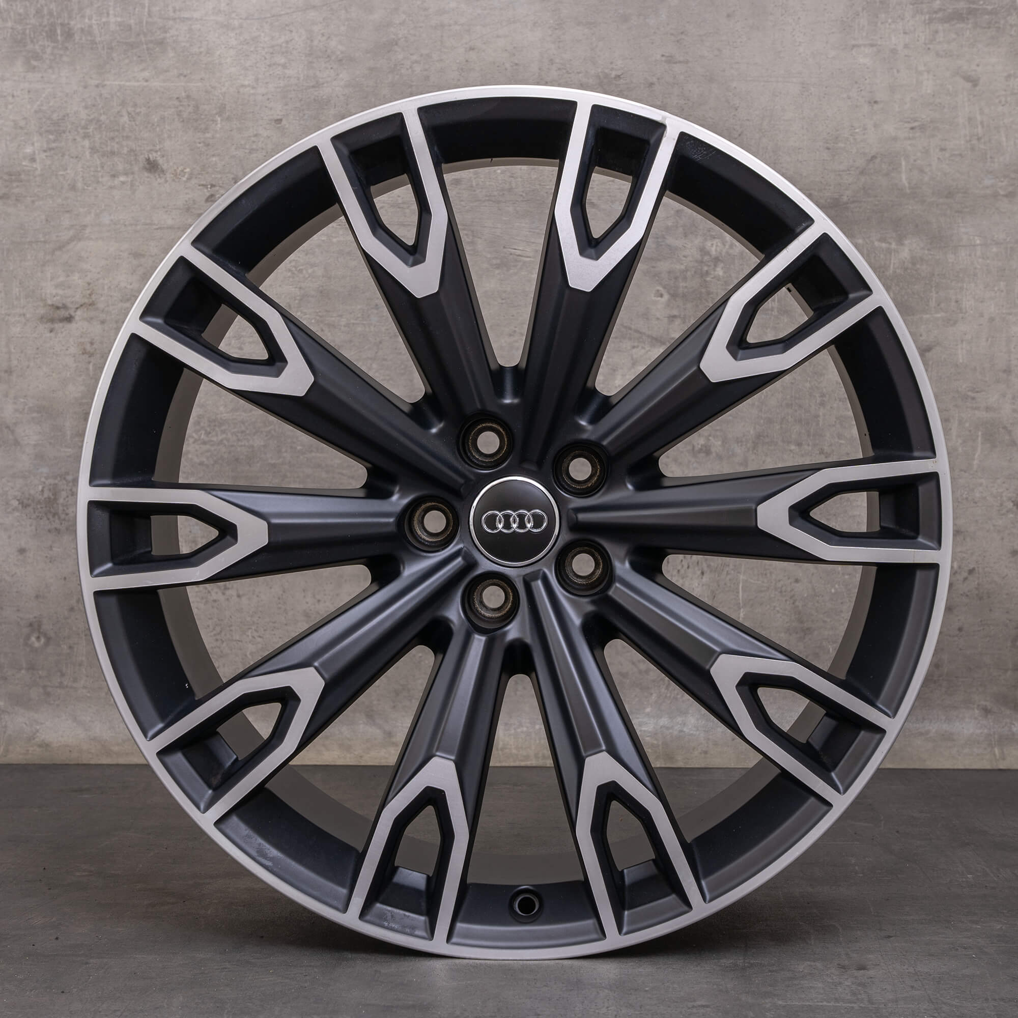 Original Audi Q7 SQ7 Jantes 21 pouces 4M 10 bras Talea Design 4M0071491 noir satiné brillant