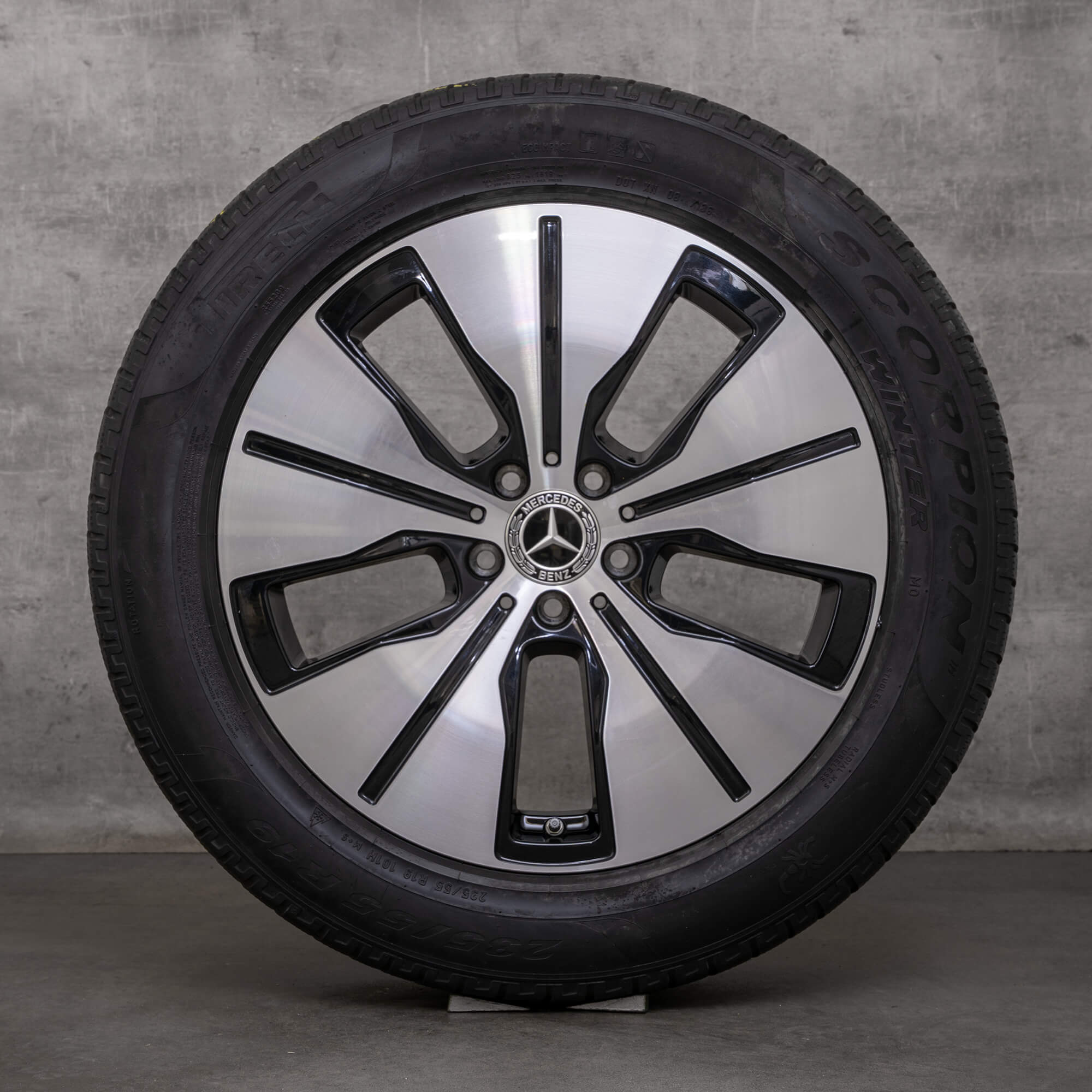 Oryginalał Mercedes Benz EQC koła zimowe 19 cali N293 felgi A2934011200 A2934010100 czarne Polerowane