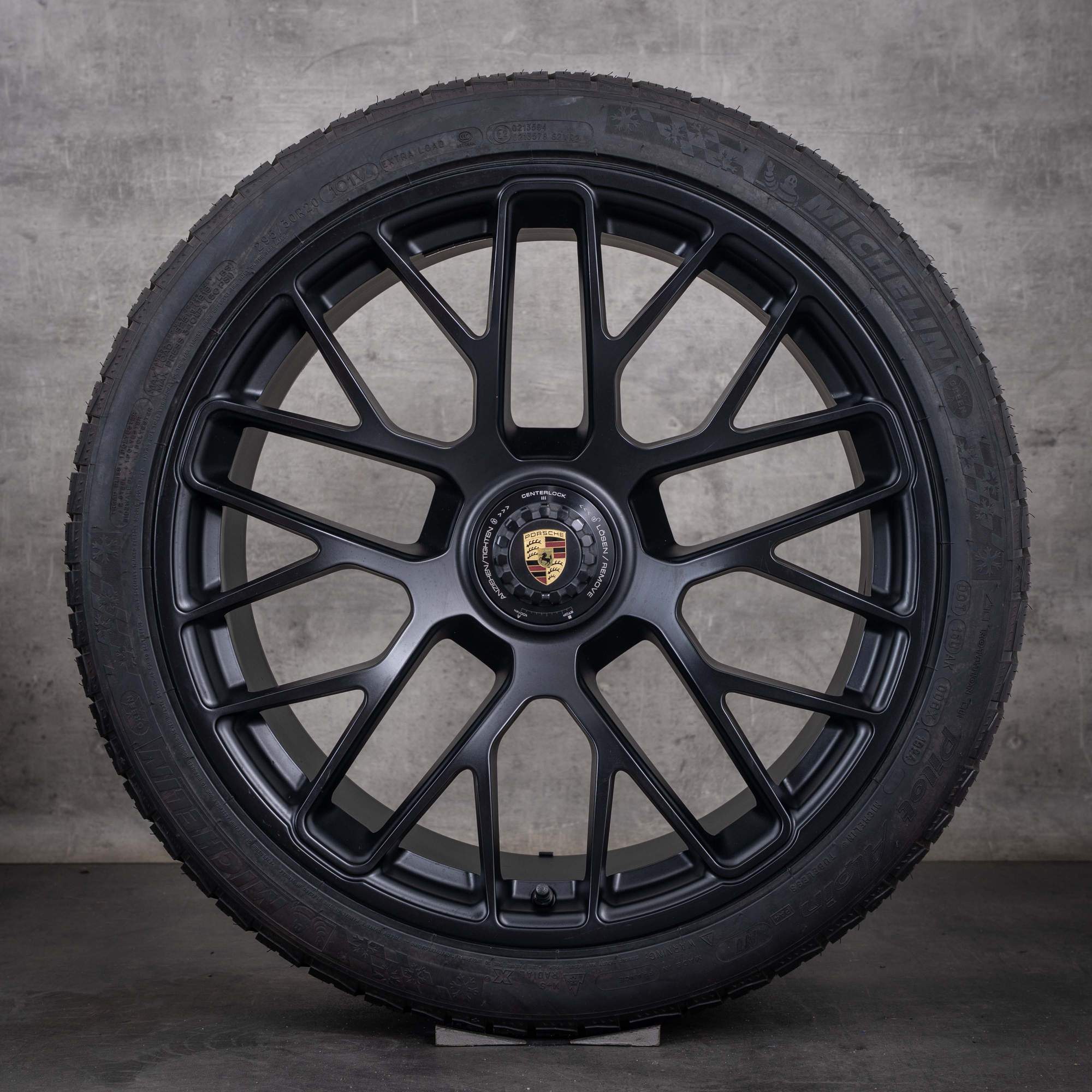 Original Porsche 991 Winterräder 20 Zoll Turbo S GTS Felgen 99136216134 99136216635 schwarz matt