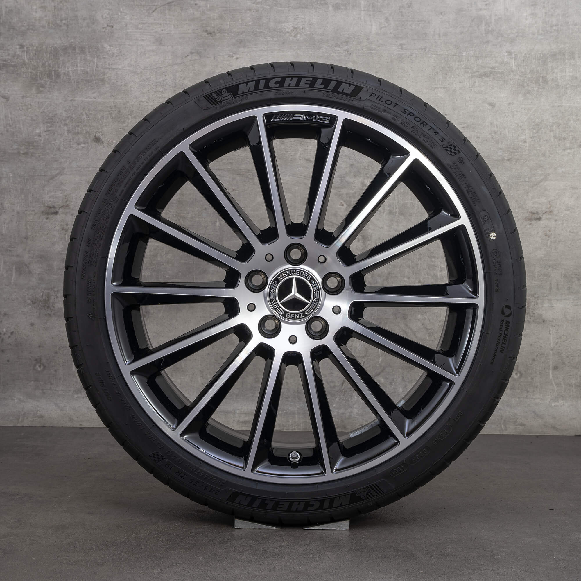 Mercedes AMG 19 inch rims CLA35 W118 summer wheels tires
