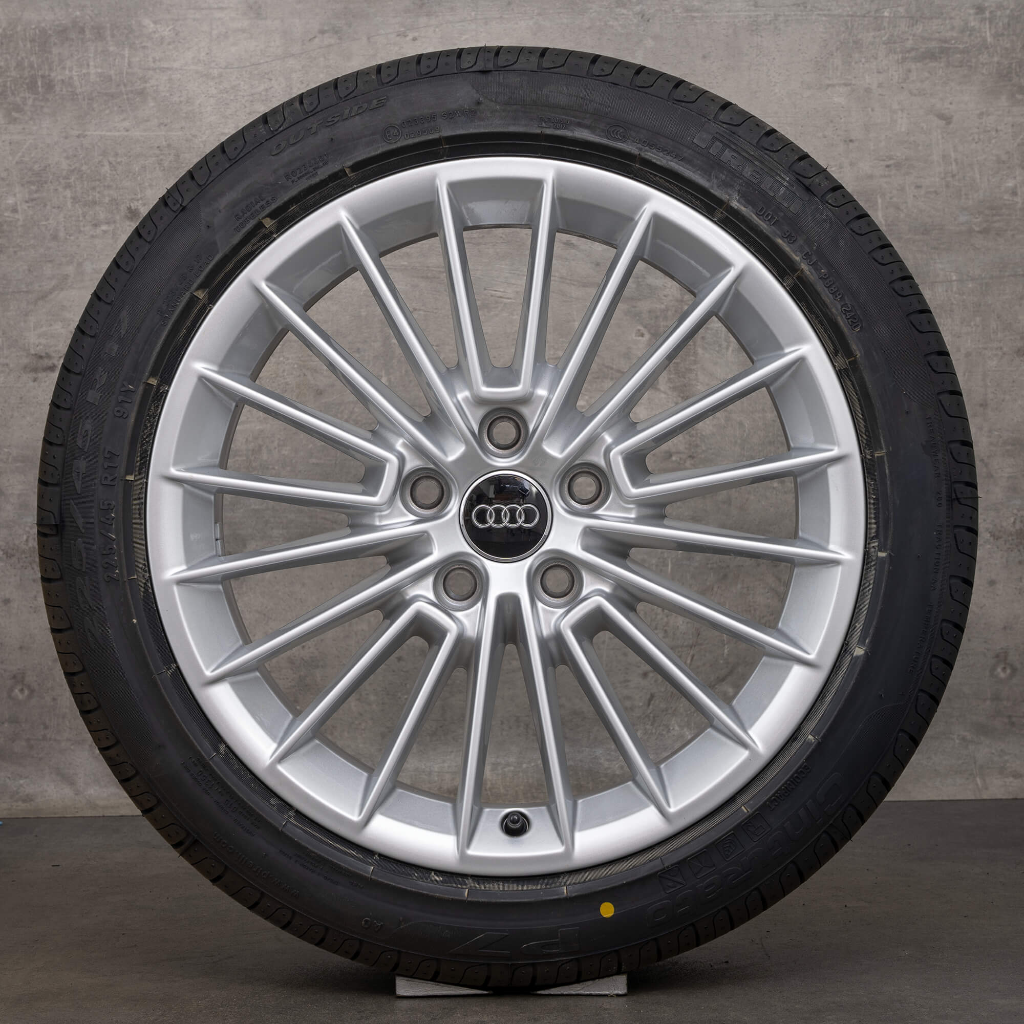 Audi 17 pouces jantes A3 S3 8Y pneus été roues complètes été S line NOUVEAU