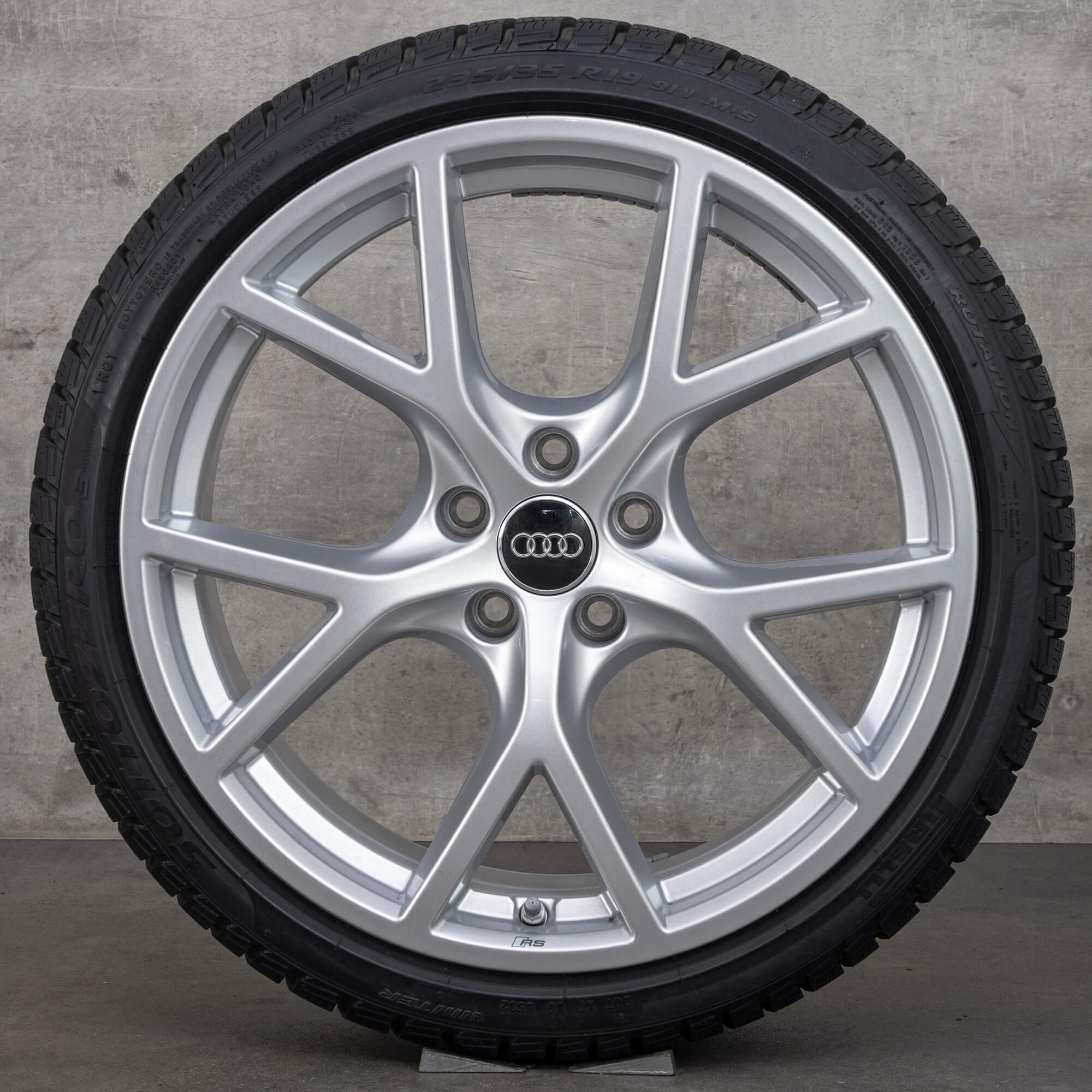 Cerchi Audi 19 pollici RS3 8Y pneumatici invernali OEM ruote cerchi in
