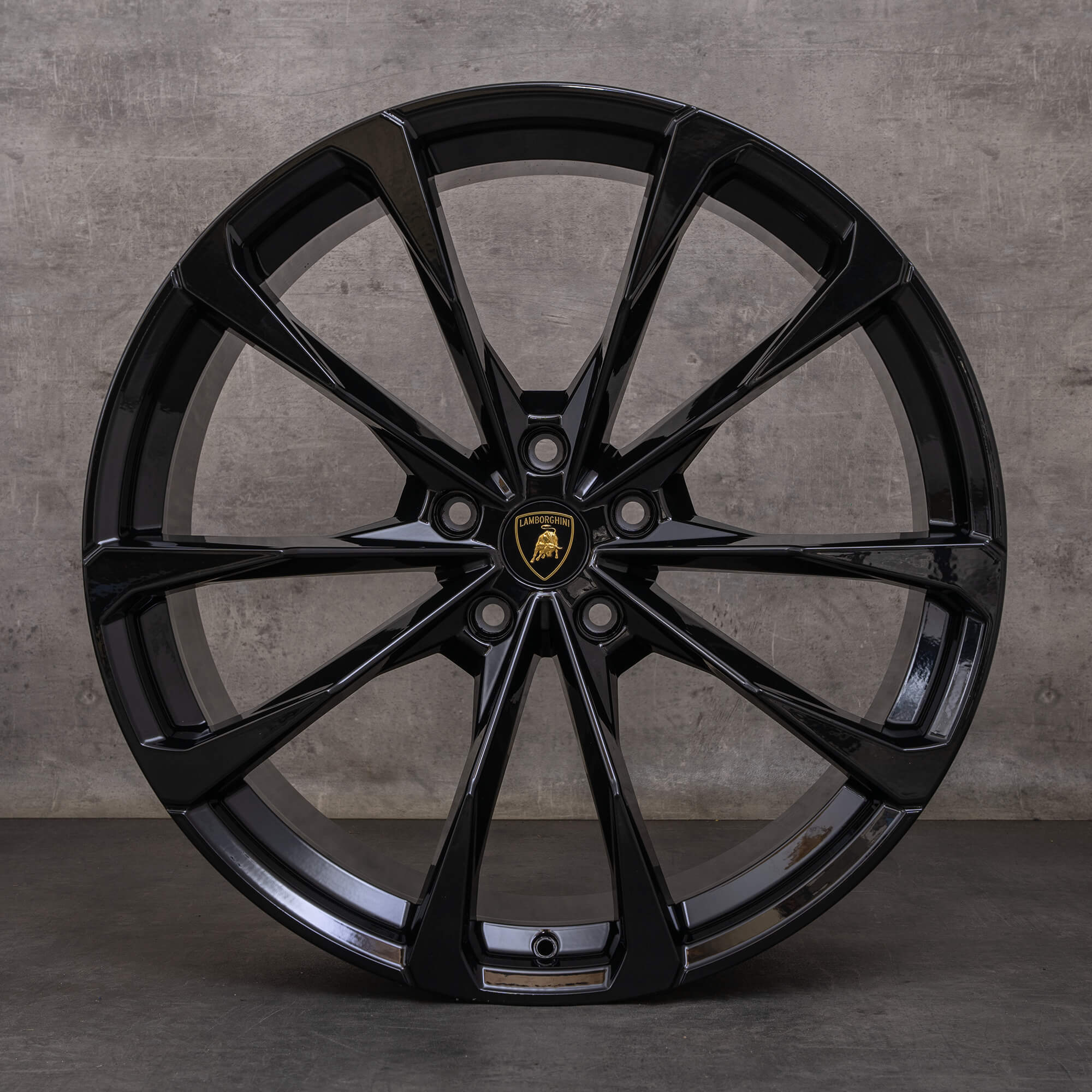 Original Lamborghini Urus fälgar / fälg 23 tum 4ML601025CP 4ML601025CR svart glans