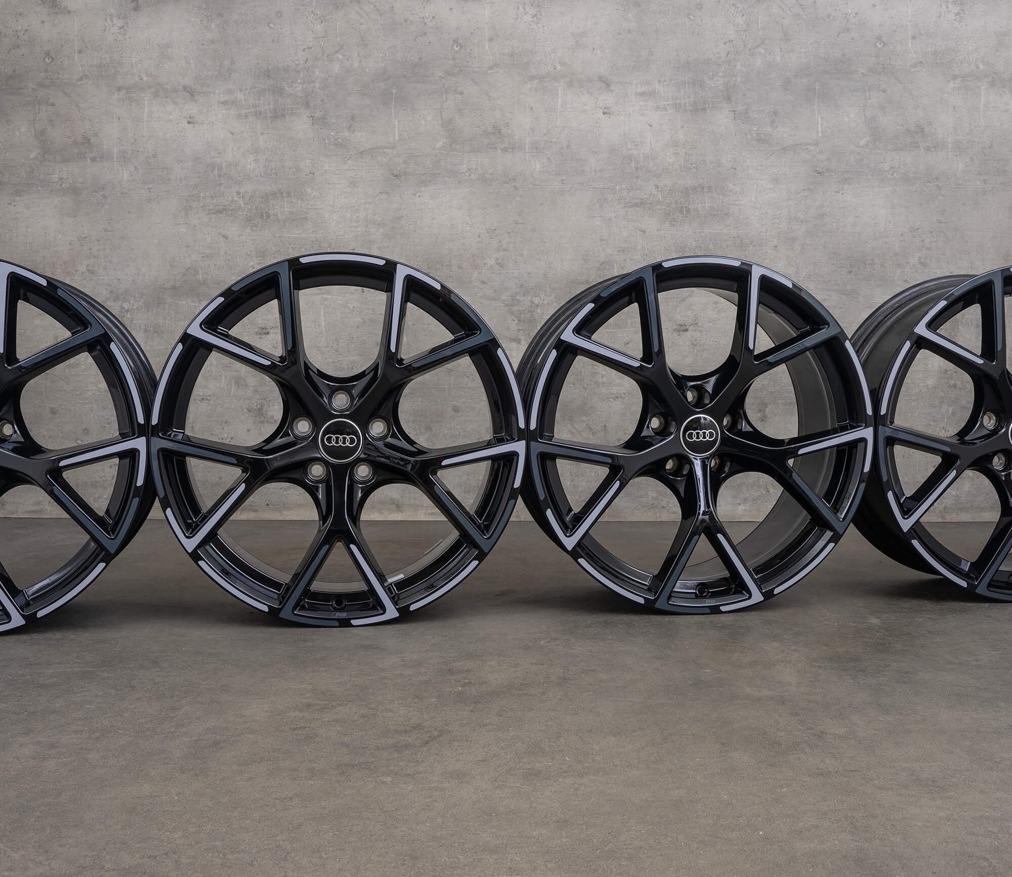 Audi RS3 8Y 19 inch rims 8Y0601025BR 8Y0601025BQ