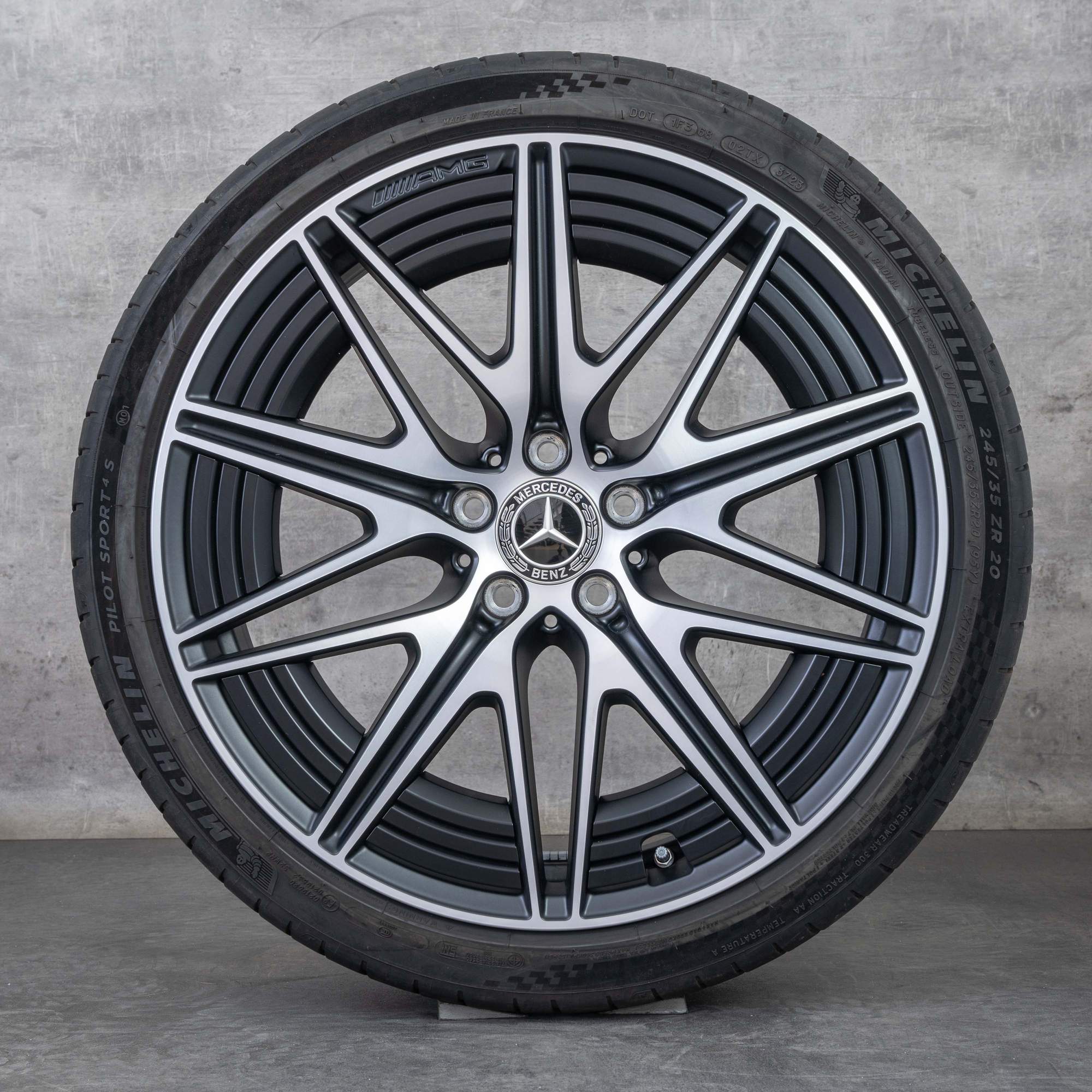 Oryginał Mercedes Benz Klasa C C43 AMG koła zimowe 20 cali W206 S206 Felgi A2064012500 A2064012600 czarny mat Polerowane