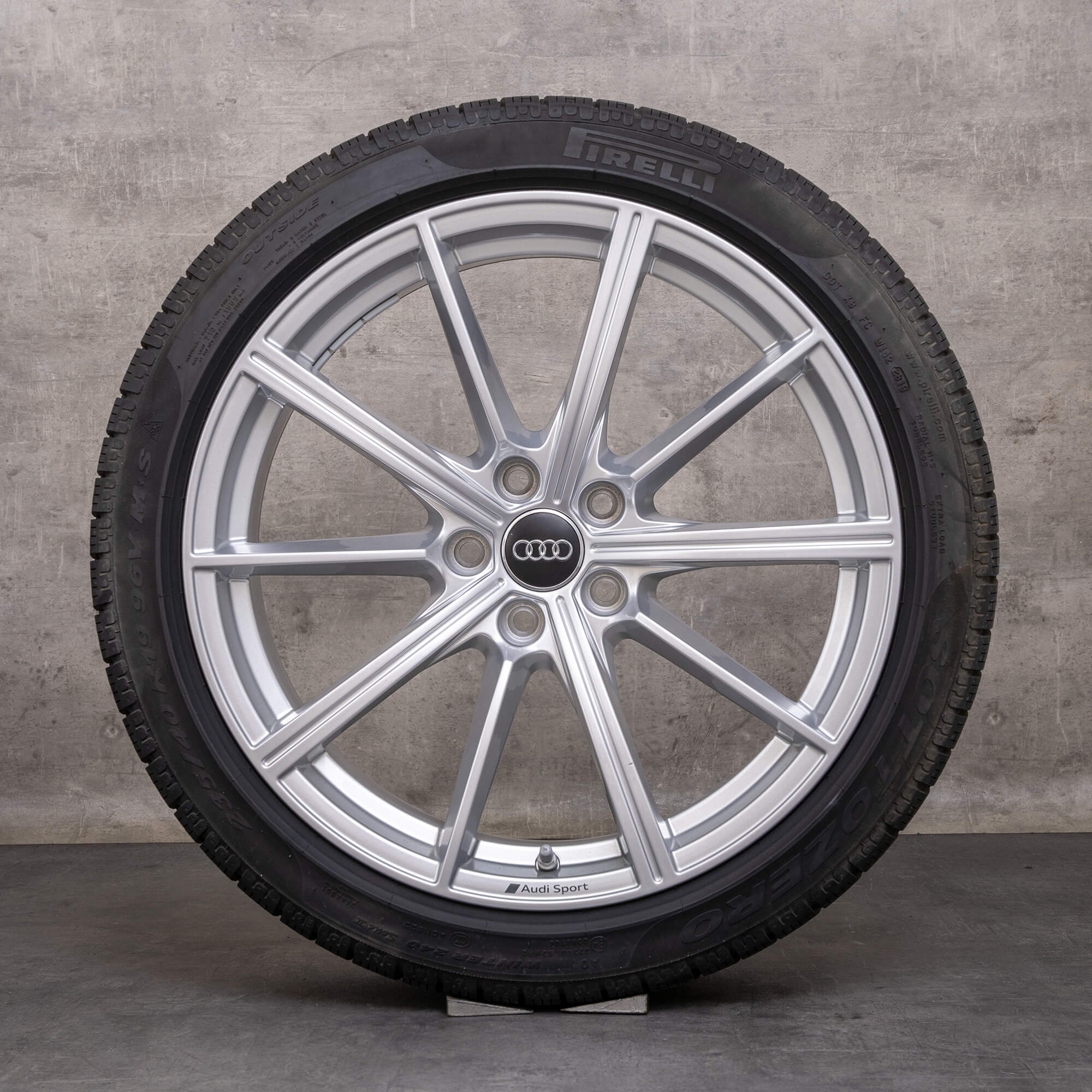 Originele Audi RS4 RS5 winterwielen 19 inch B9 8W velgen 8W0601025CP zilver