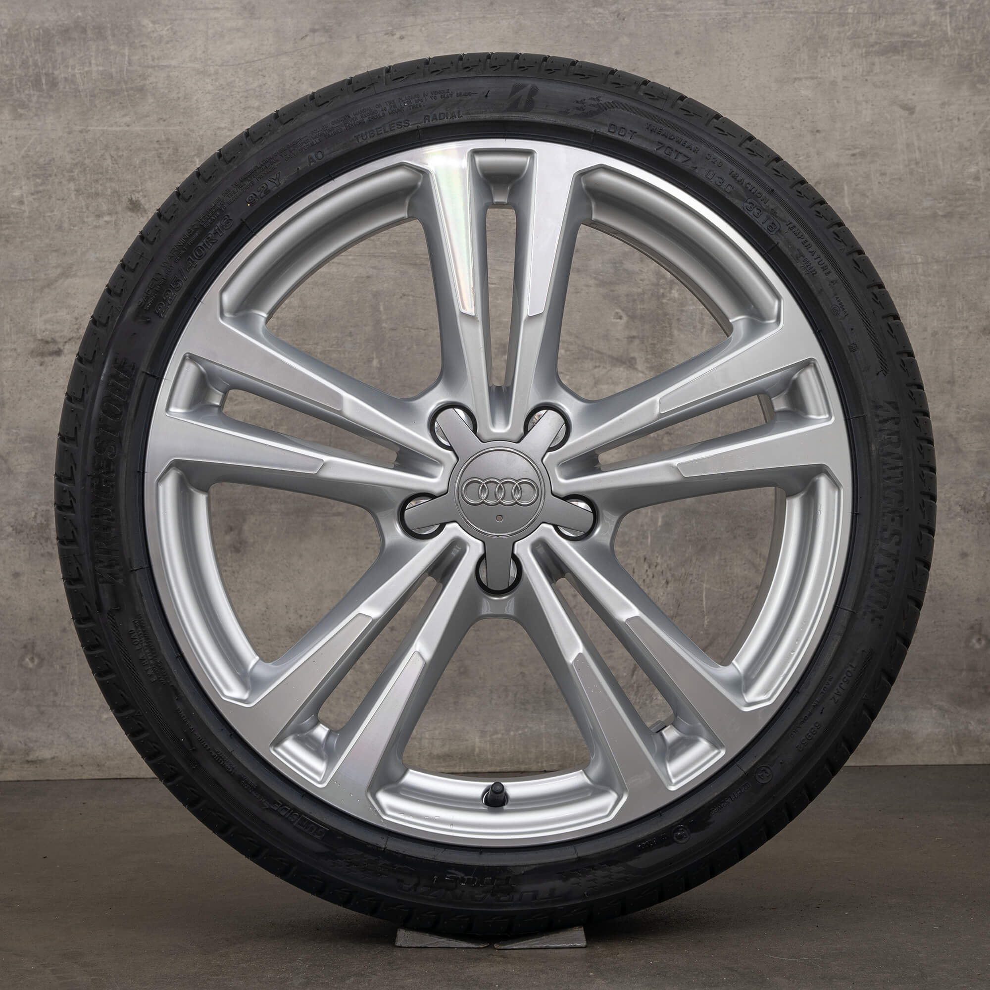 Jantes Audi A3 S3 genuínas de verão 8V Sportback 18 polegadas 8V0601025BL prateadas alto brilho NOVAS