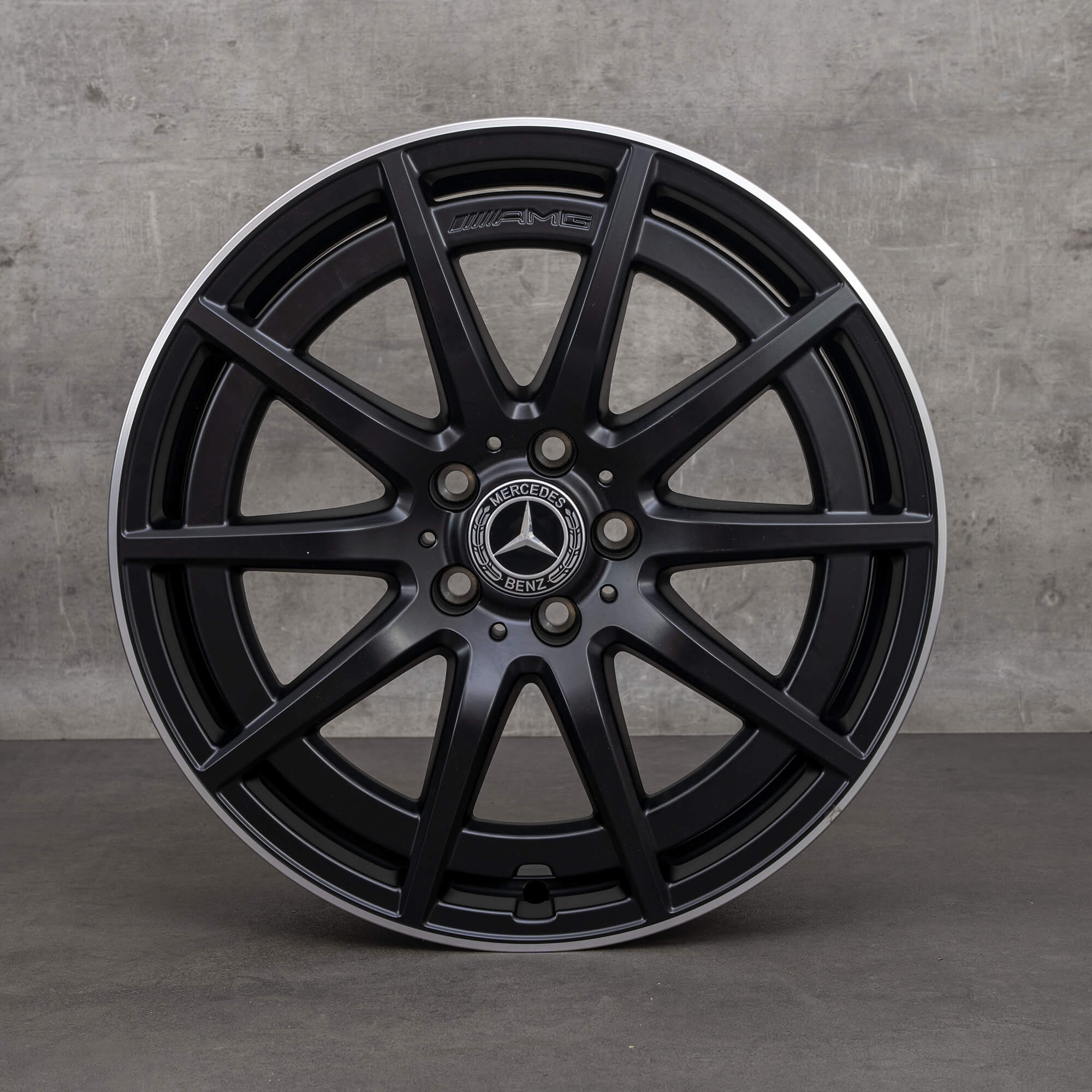 Llantas Mercedes Benz 19 pulgadas GLA GLB 35 45 AMG H247 X247 A2474011900 NUEVO