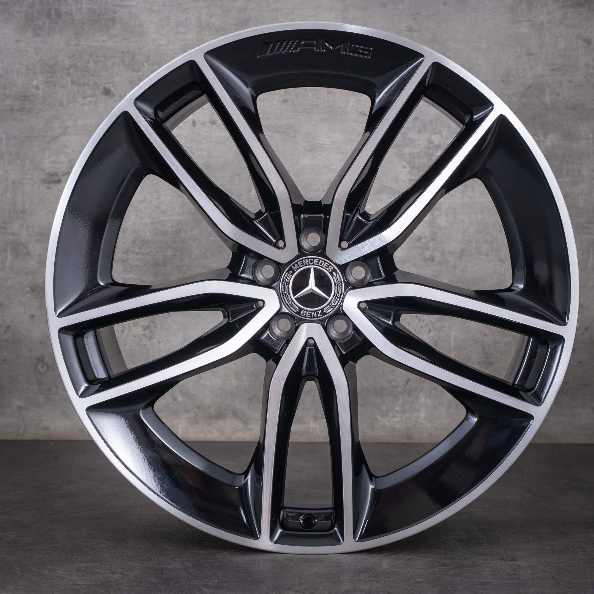 OEM Mercedes-Benz GLE AMG 22inch rims V167 A1674013600 A1674013700 Black diamond cut