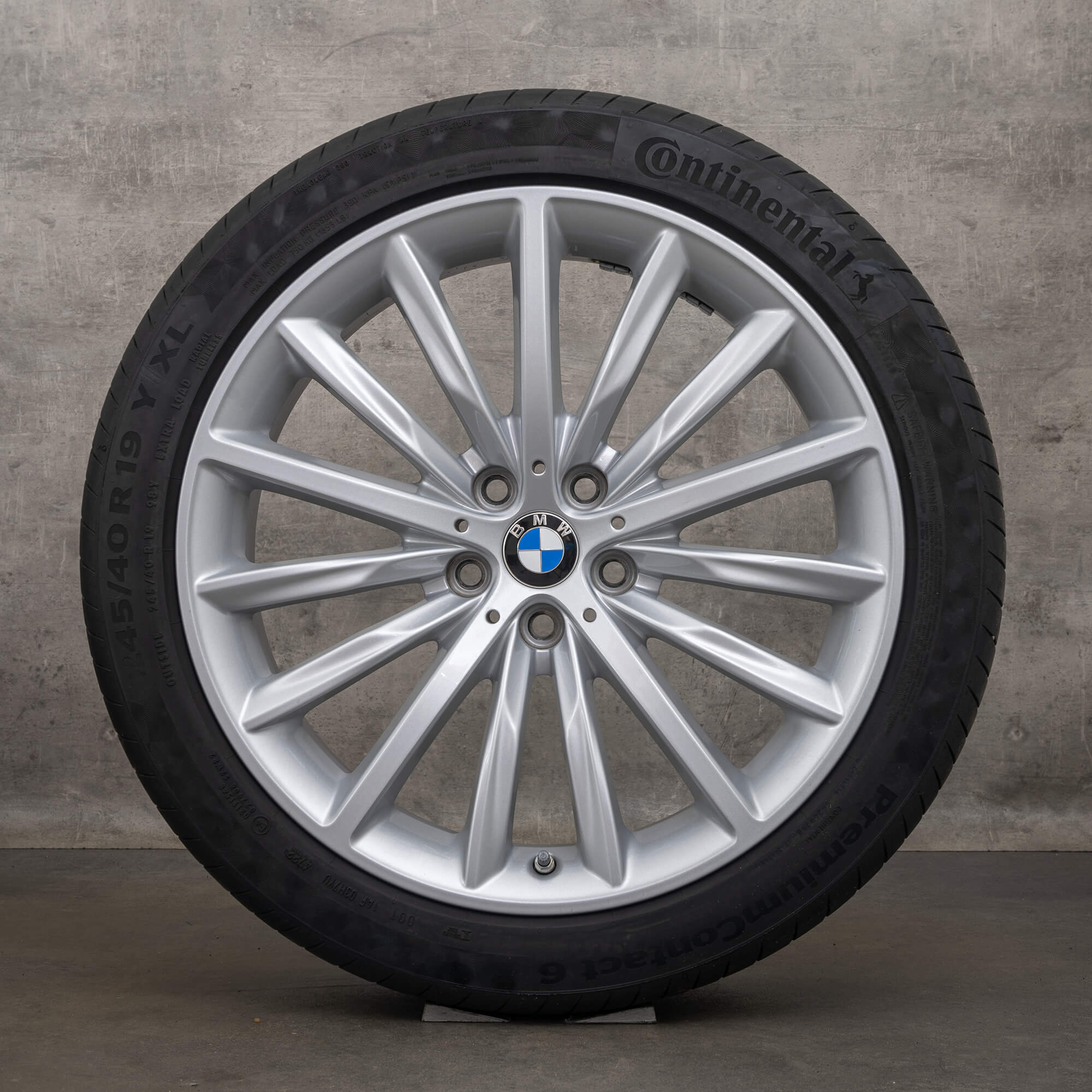  5シリーズMスポーツG30 G31 19インチ ホイール③ 3本目 OEM BMW 5 Series G30 G31 19 inch rims summer tires Styling 633