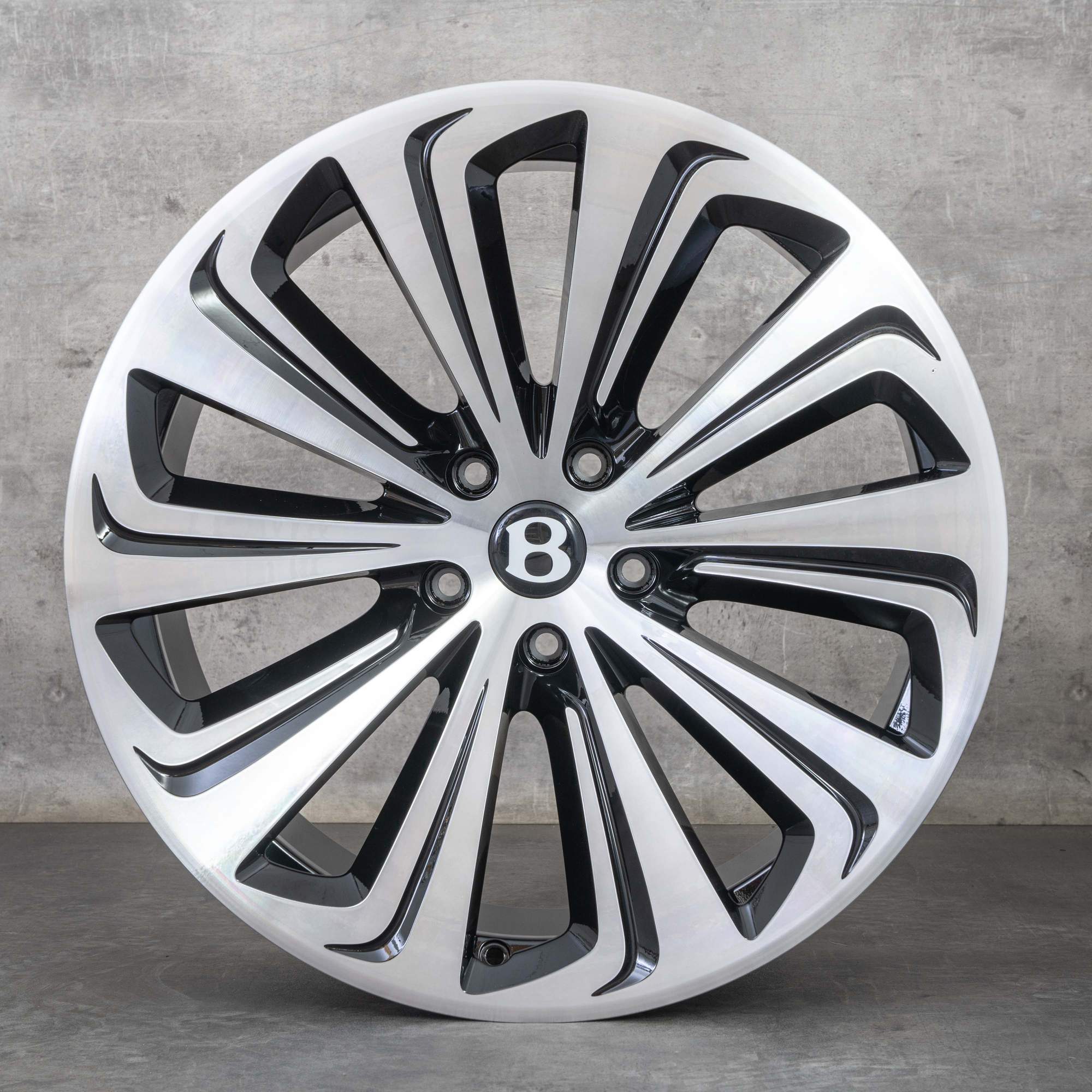 Original Bentley Bentayga Felgen 22 Zoll 36A601025S schwarz glanzgedreht NEU