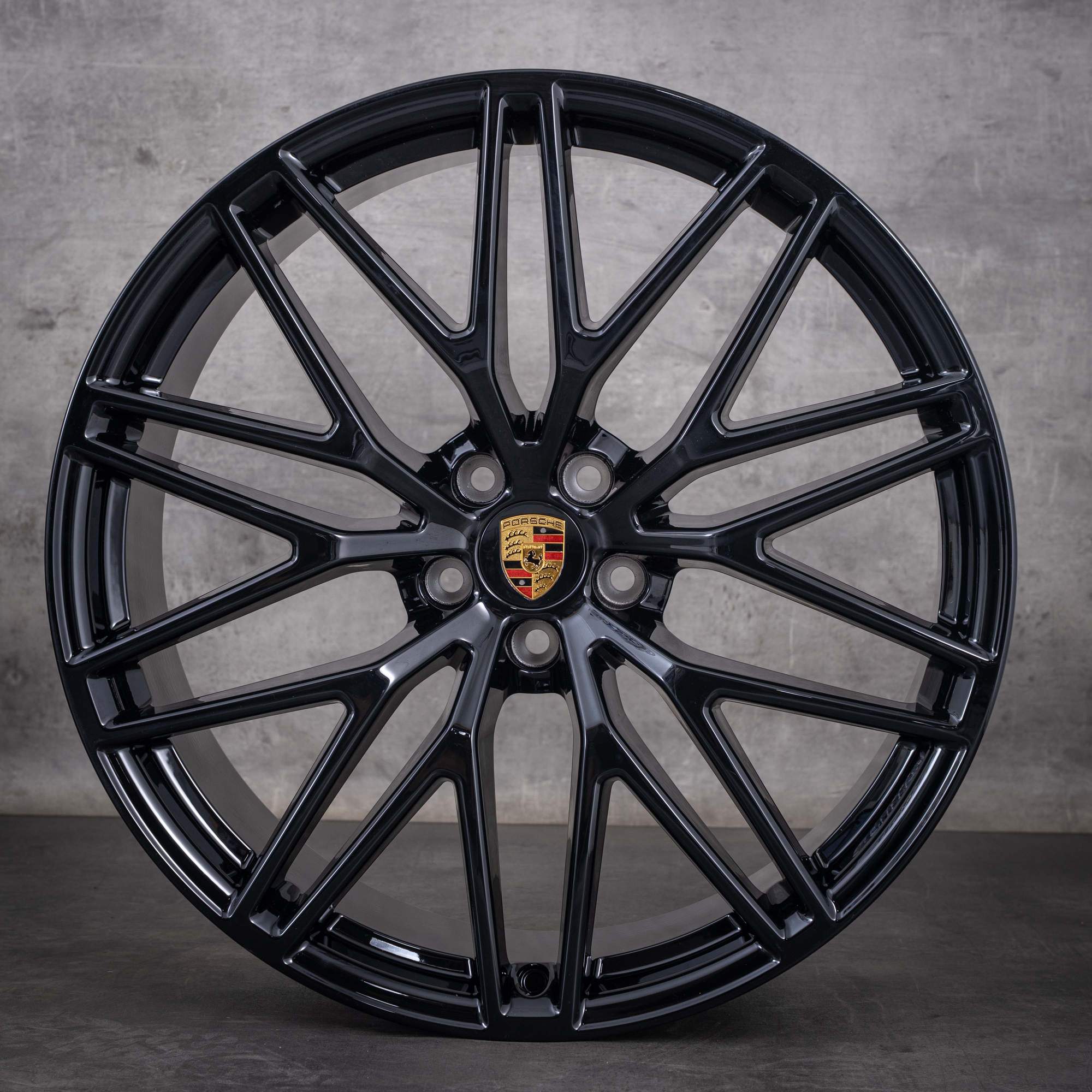 Oryginalne felgi Porsche Macan III 21 cali S GTS 95B601025HJ 95B601025HK czarne z połyskiem NOWE