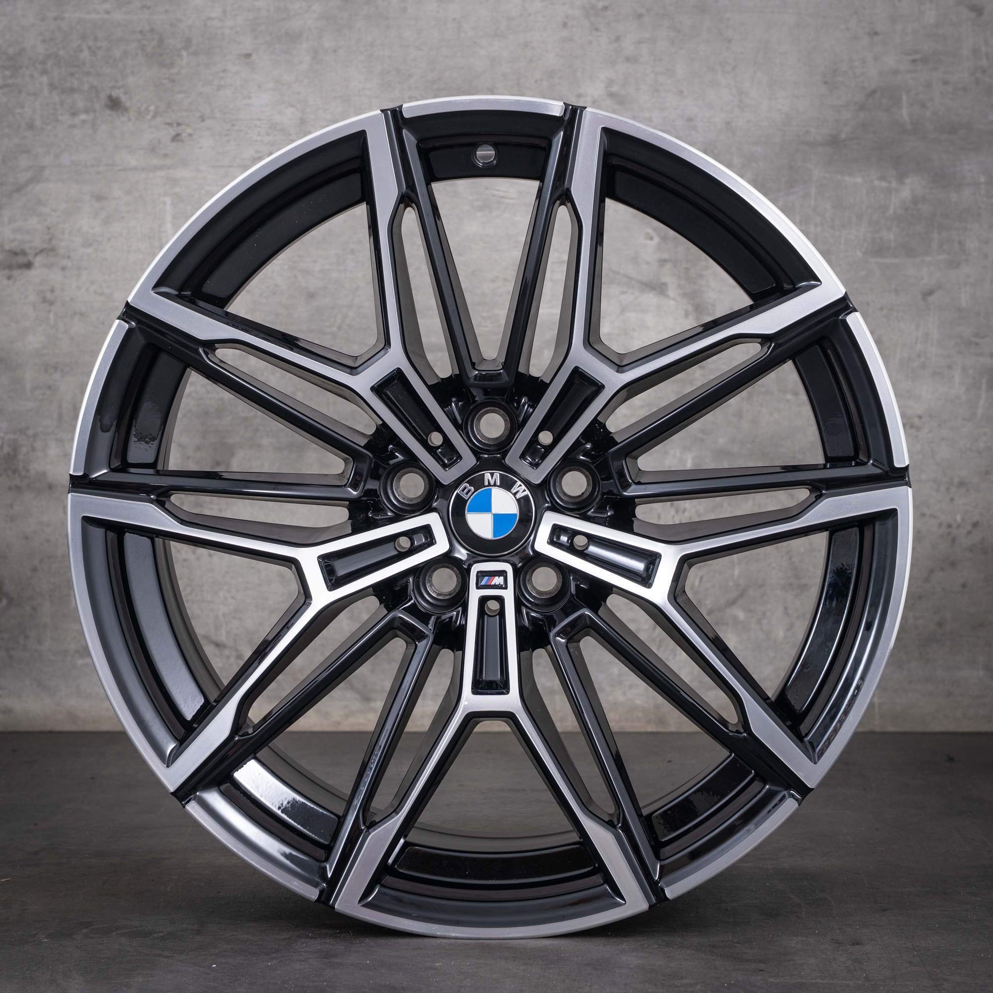 Oryginalne felgi BMW M2 M3 M4 19 20 cali G87 G80 G81 G82 G83 Styling 930 M 7882869 7882870 czarne diamond cut NOWE