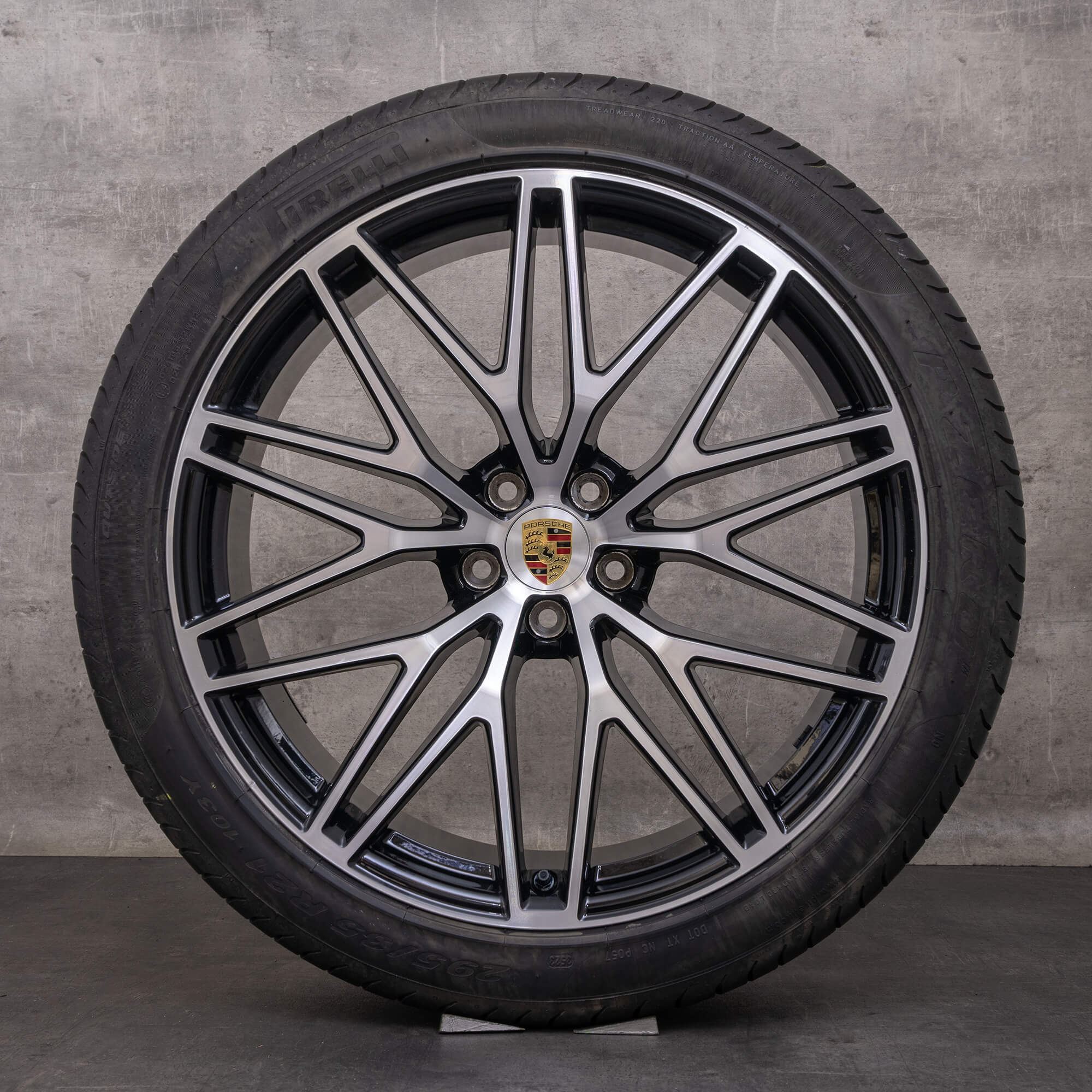 Jantes e pneus inverno originais Porsche Macan III jantes de 21 polegadas 95B601025HJ 95B601025HK preto brilhante torneado