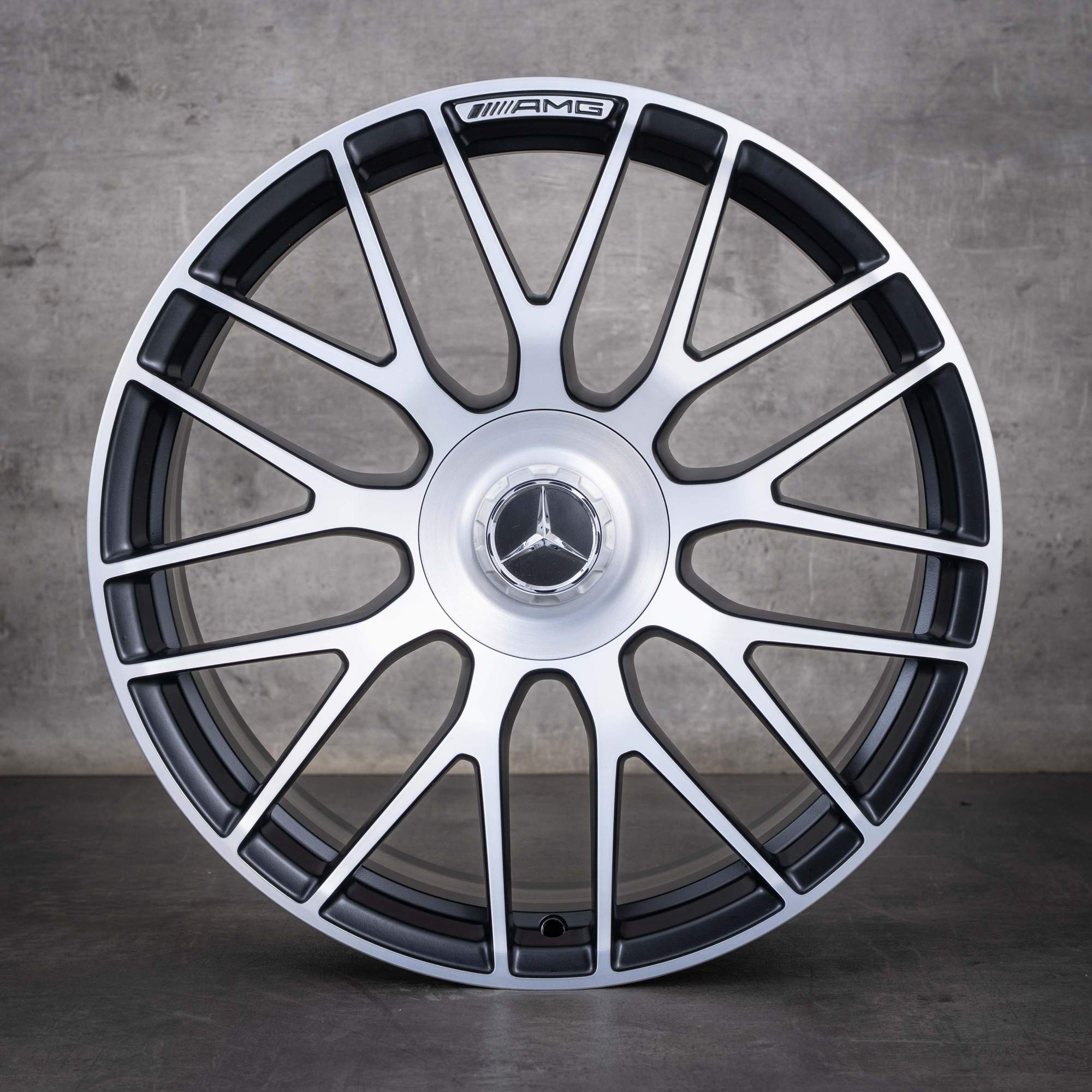 Jantes originais Mercedes-Benz Classe C C63 e S AMG de 19 polegadas W205 S205 A2054011700 A2054011800, pretas mate com acabamento diamantado, NOVAS