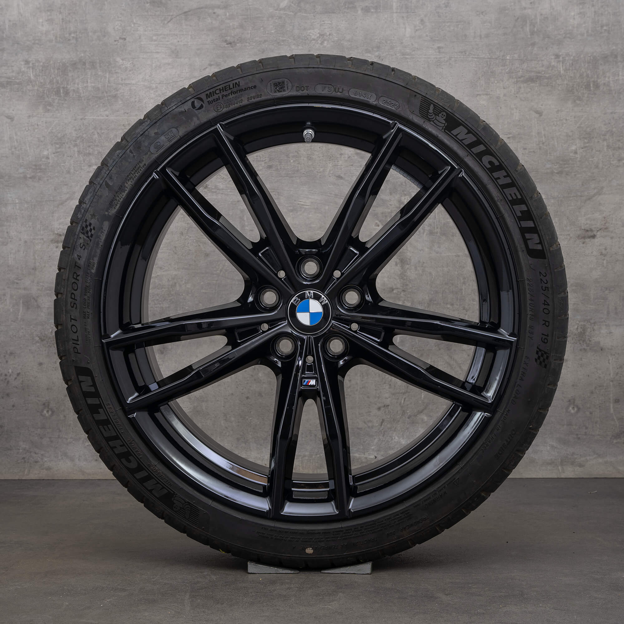 BMW 2er G42 Coupé 3er G20 G21 4er G22 G23 Sommerräder 19 Zoll Felgen 7 mm