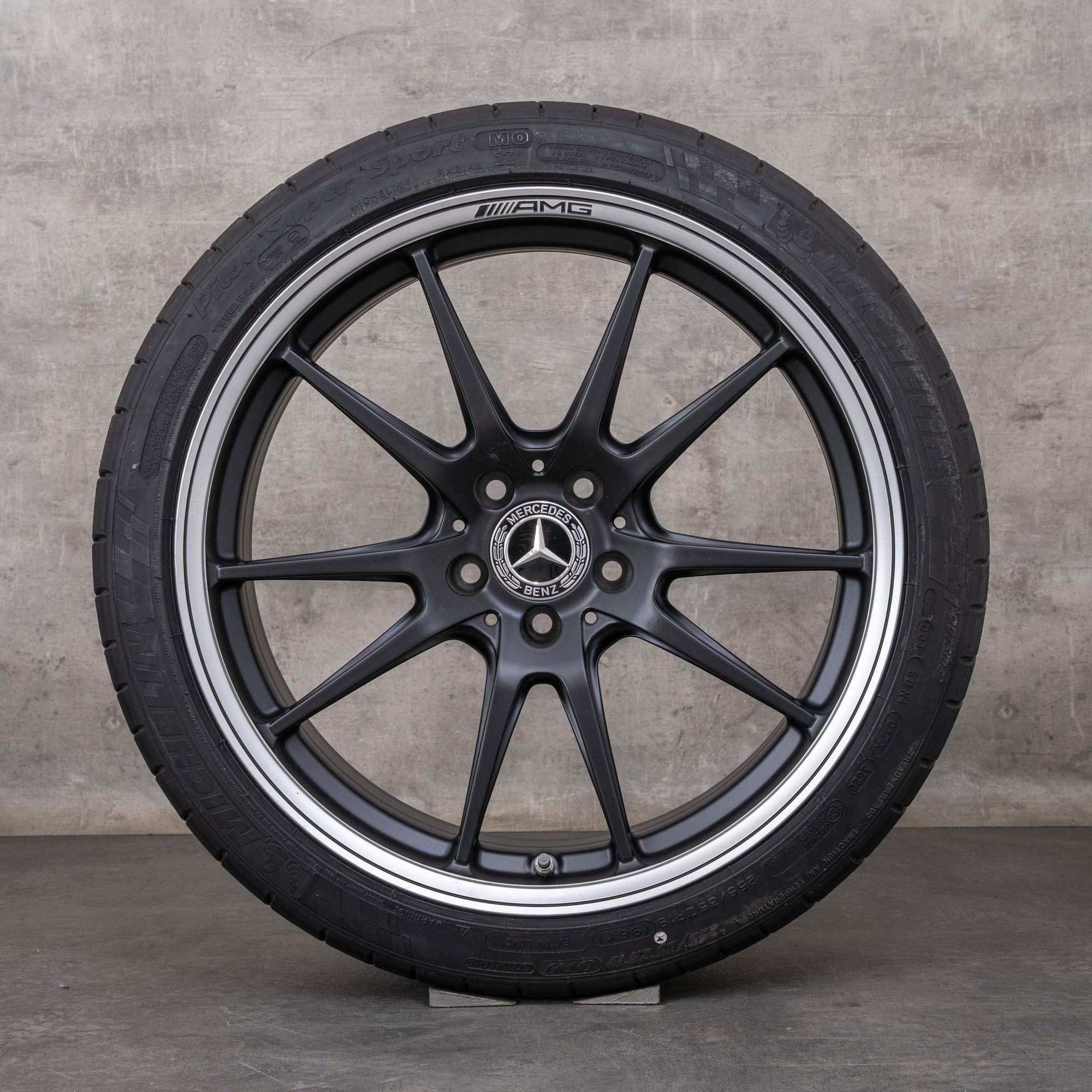 Alkuperäiset Mercedes Benz C-sarja C63 & S AMG vanteet 19 20 tuuman C205 A205 kesäpyörät A2054017400 A2054017500 musta matta kiillotettu