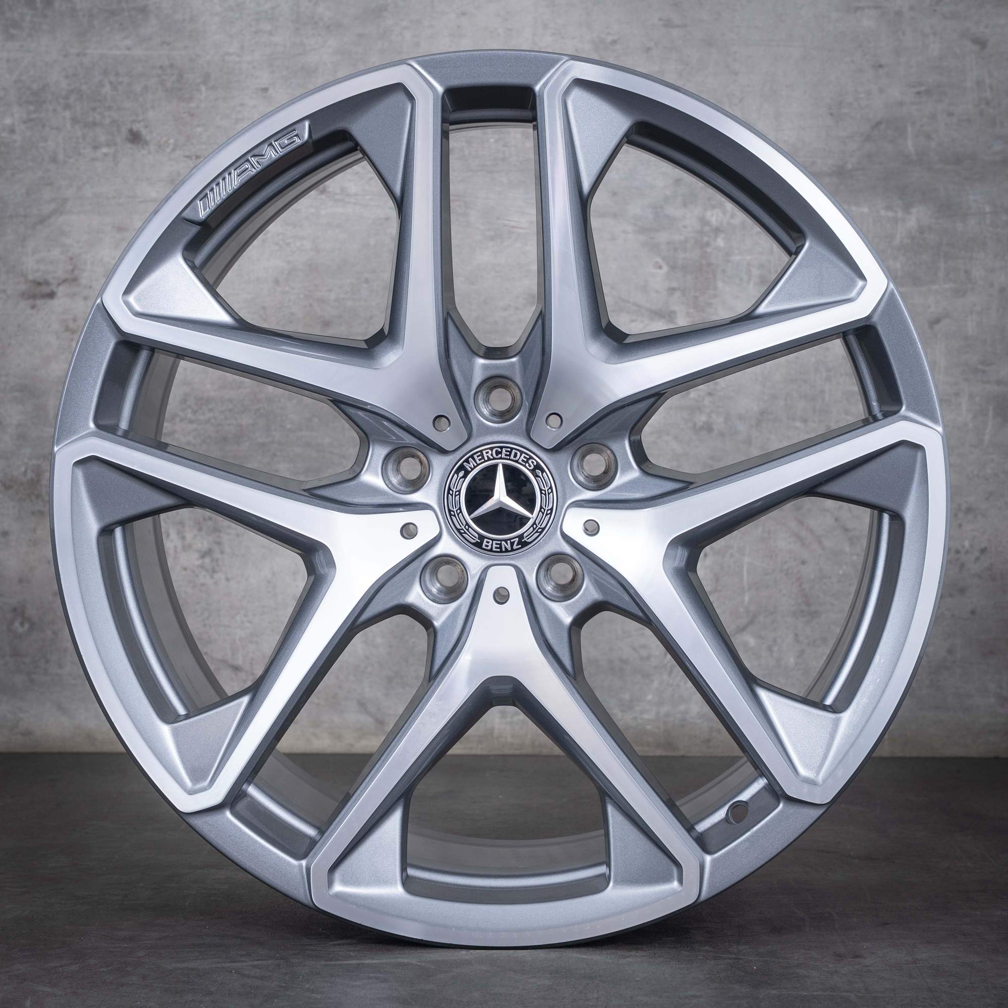 Alkuperäiset Mercedes Benz G-sarjan G63 AMG-vanteet 21 tuumaa W463A W465 A4634011900 himalajanharmaa kiillotettu