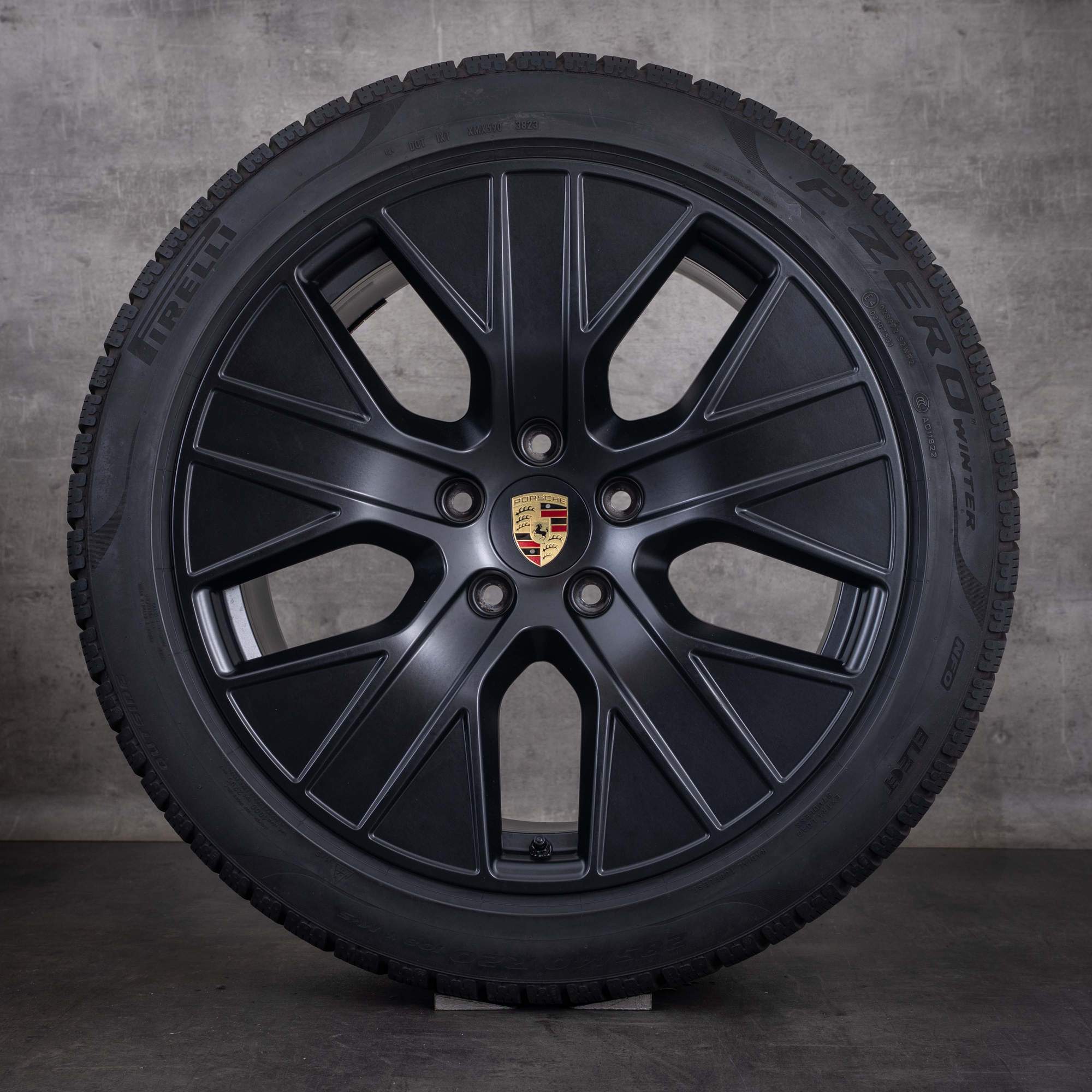 Original Porsche Taycan Winterräder 20 Zoll 9J1 Felgen 9J1601025J 9J1601025K schwarz matt