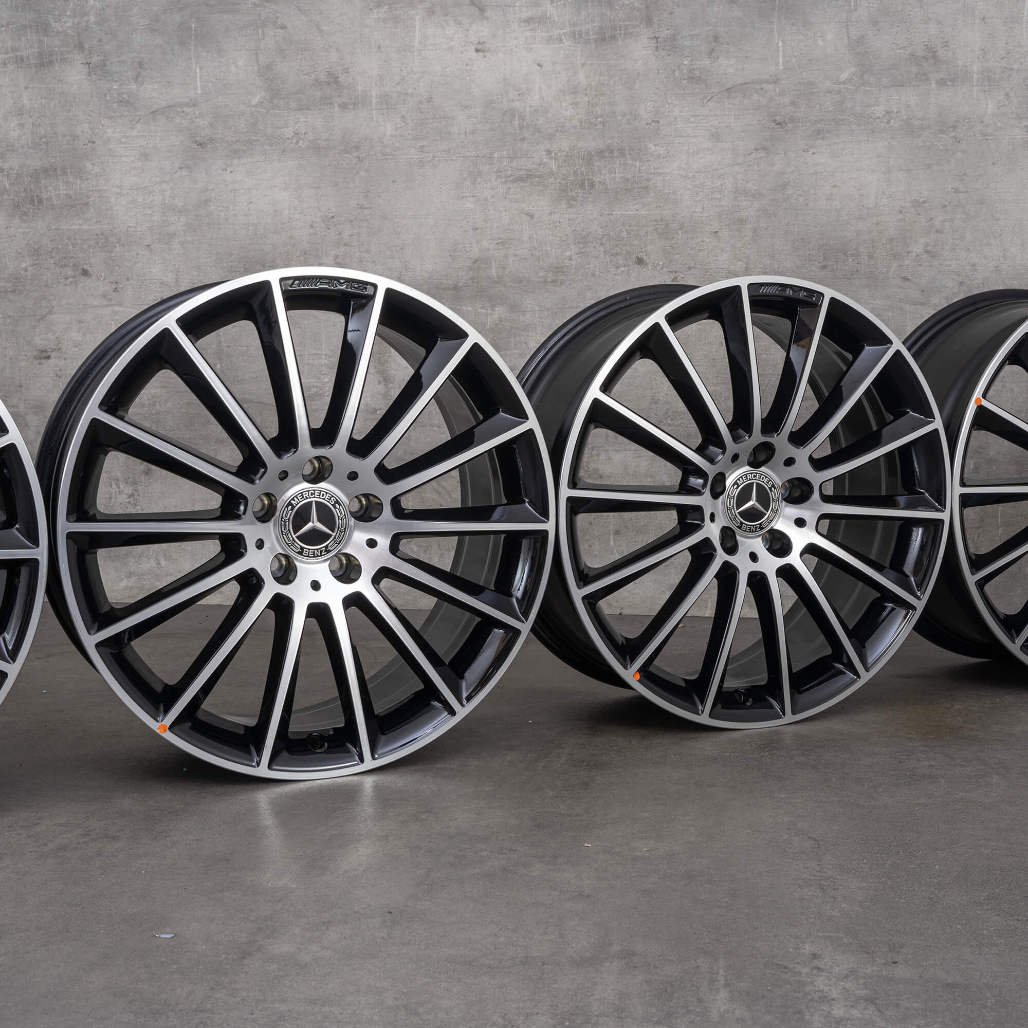 19 palcové ráfky AMG Mercedes Benz třídy A W177 A35 hliníkové A1774011900 NOVINKA