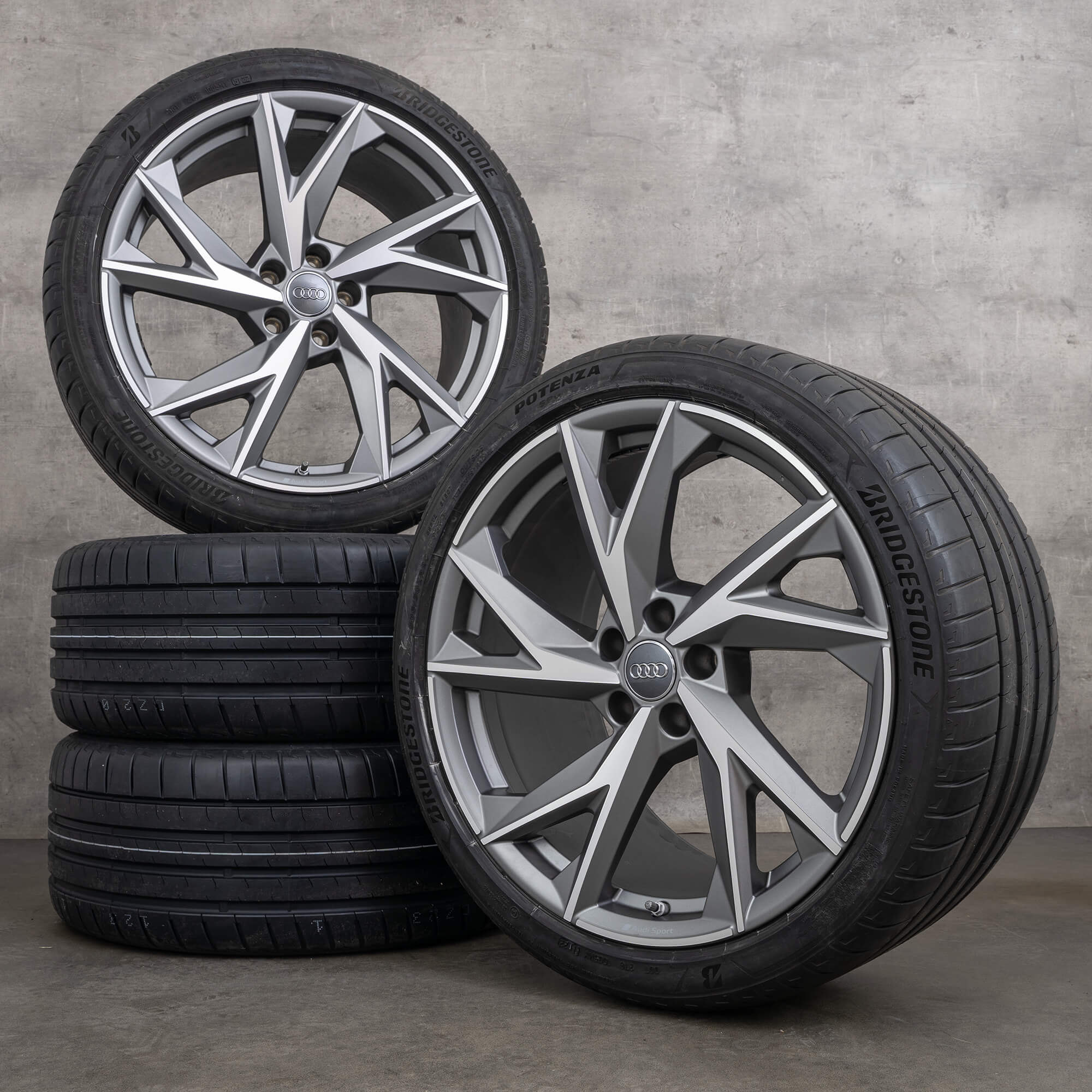 OEM Audi R8 winter wheels 20inch 4S rims 4S0601025CA 4S0601025CC diamond cut titanium NEW