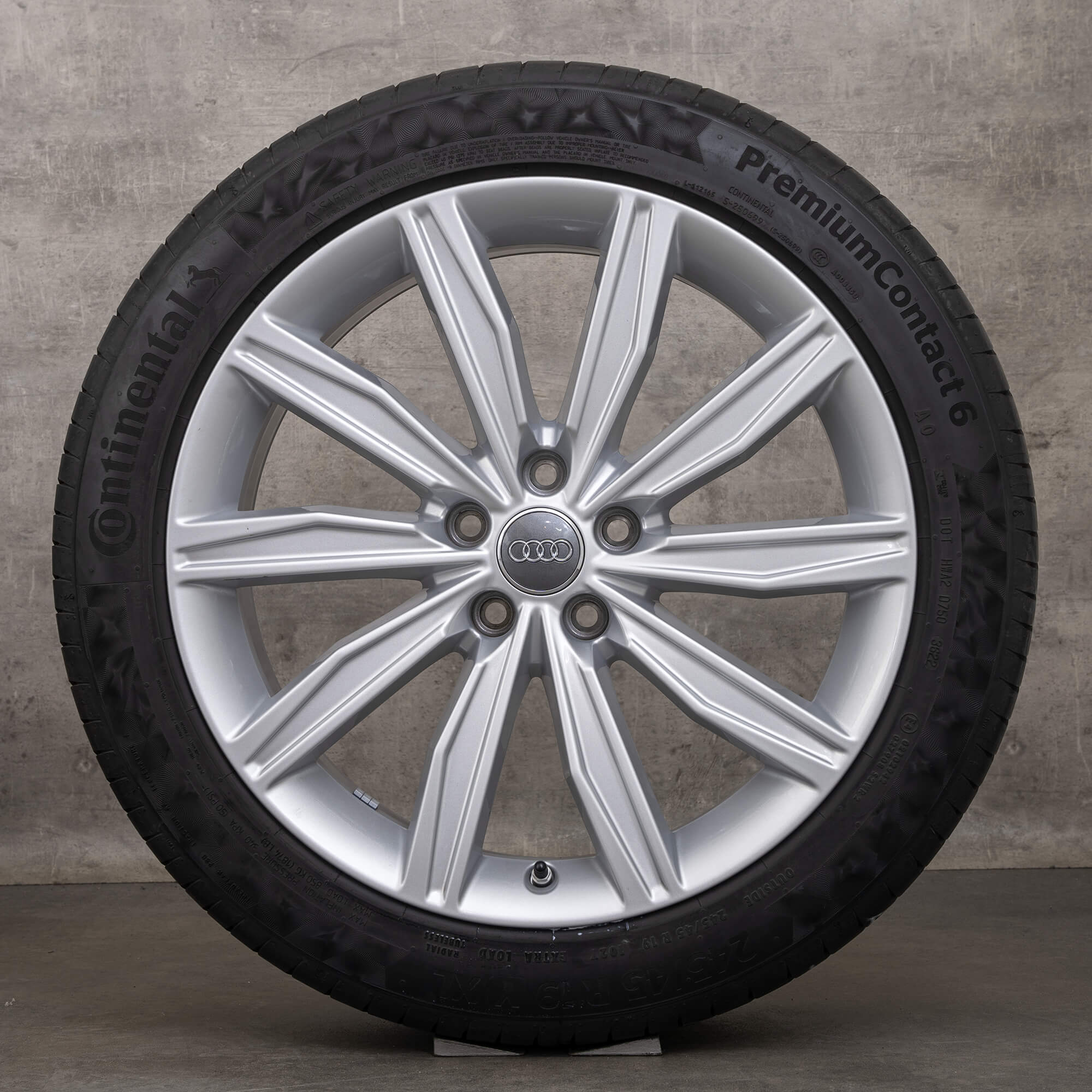 Original Audi A6 S6 4K C8 19 inch summer wheels rims tires 4K0601025G
