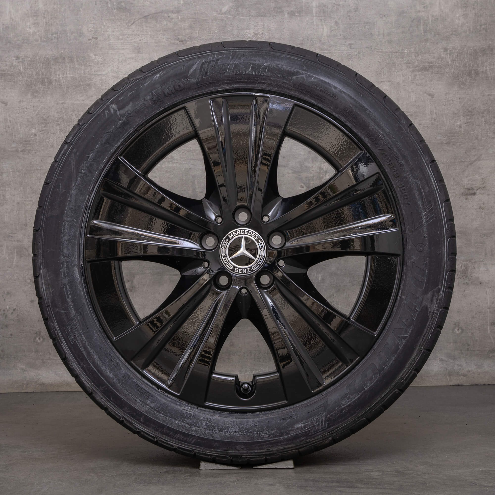 Orijinal Mercedes Benz E-Serisi jantlar 18 inç W213 S213 C238 A238 yaz jantları A2134013700 siyah parlak