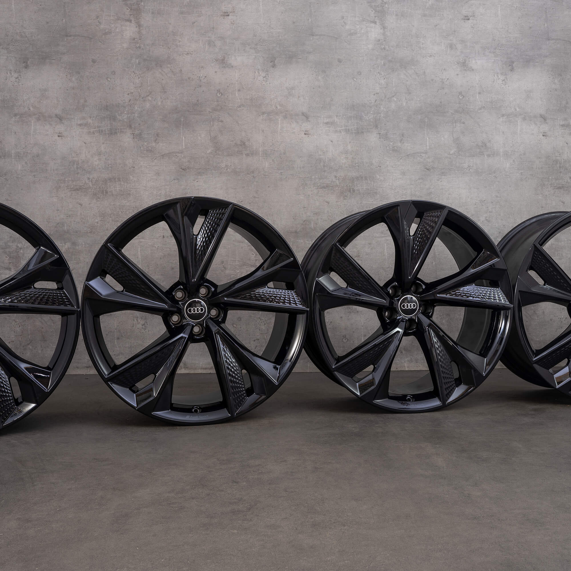Audi 22 tums fälgar RS6 RS7 4K C8 aluminiumfälgar 4K0601025BC 10,5 x ET19 NYA