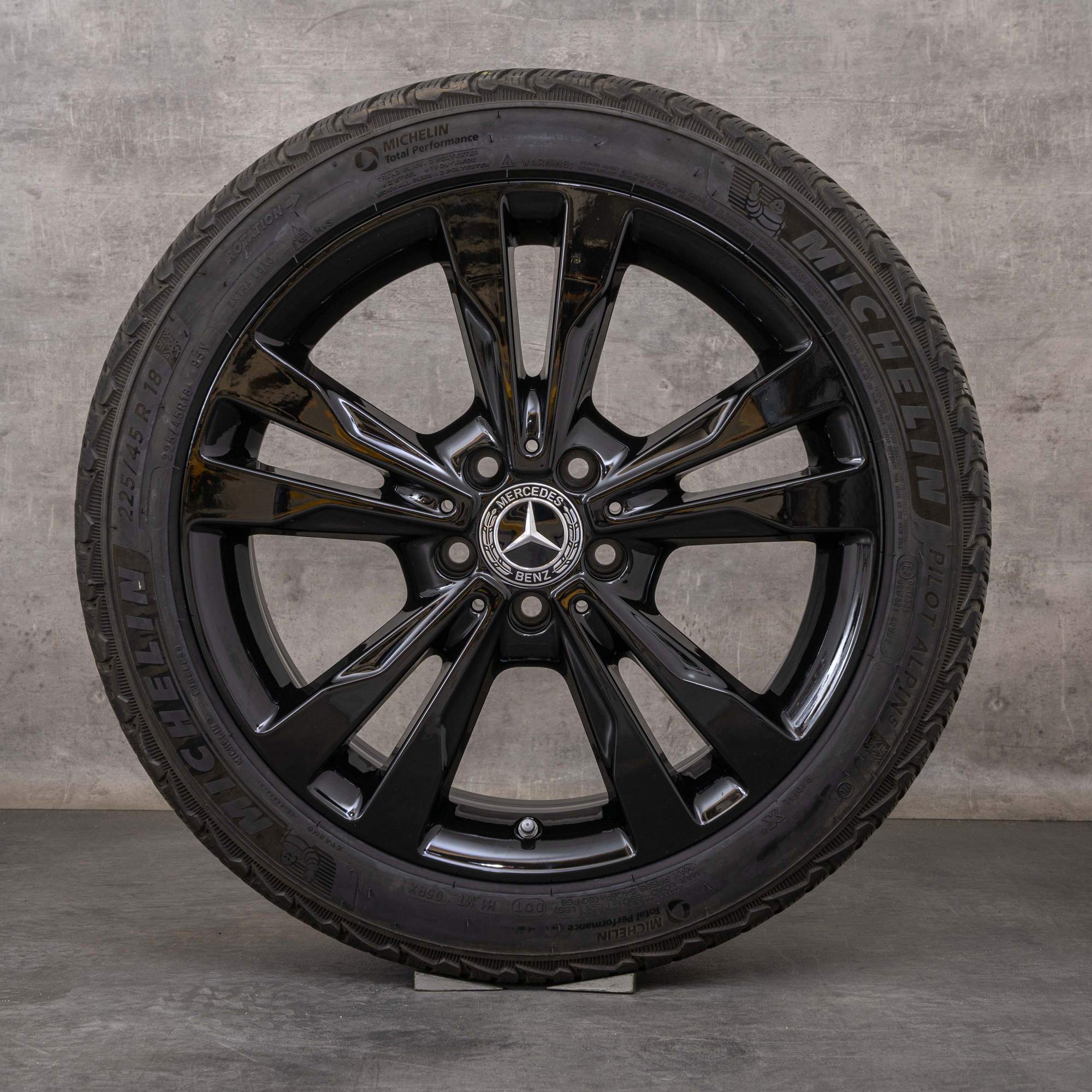 Oryginalne felgi Mercedes Benz Klasa C 18 cali W205 S205 C205 A205 koła letnie A2054012802 czarny błyszczący